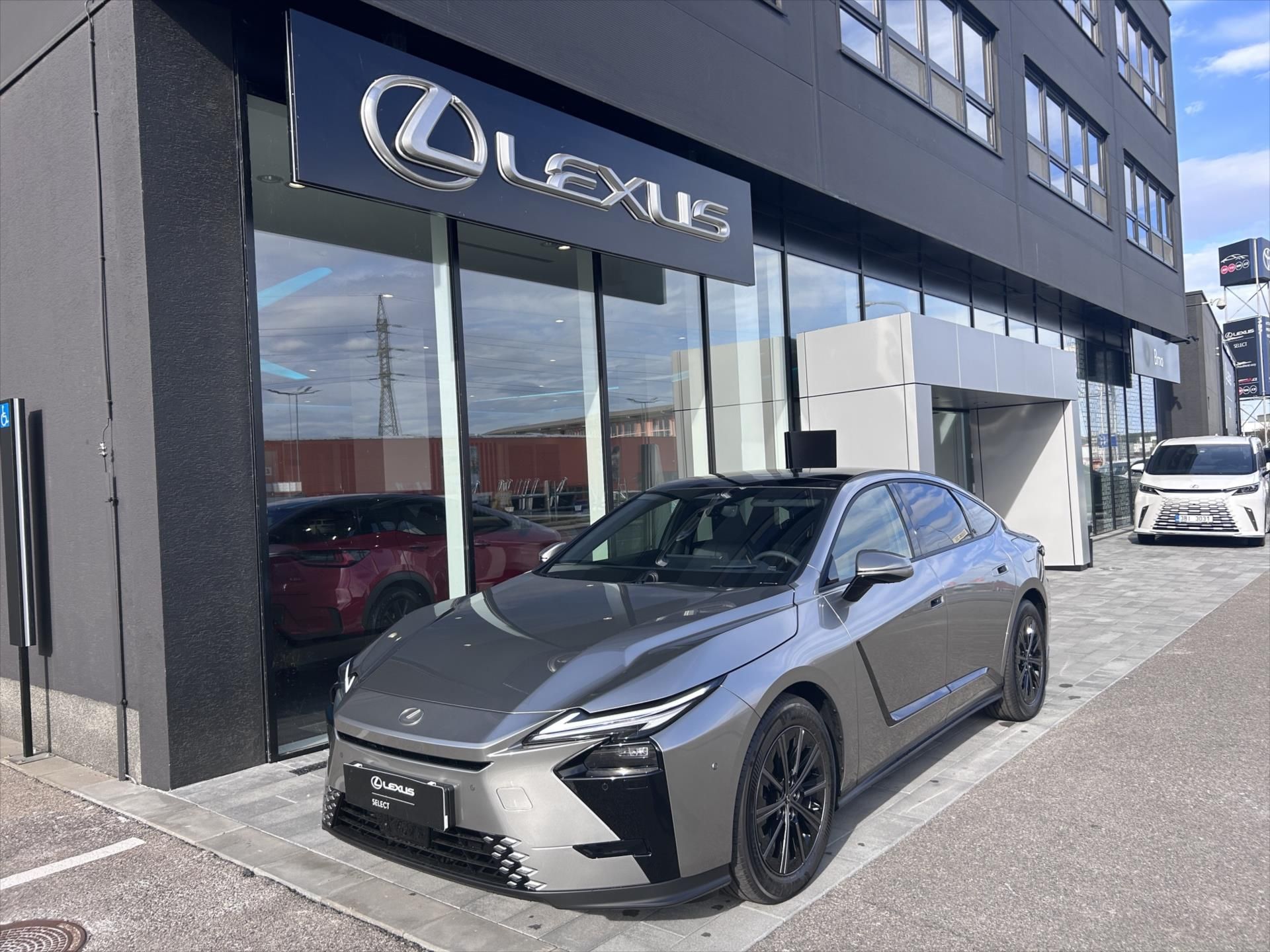 Lexus ES 300h, 2,5 300h Prestige + Paket Top