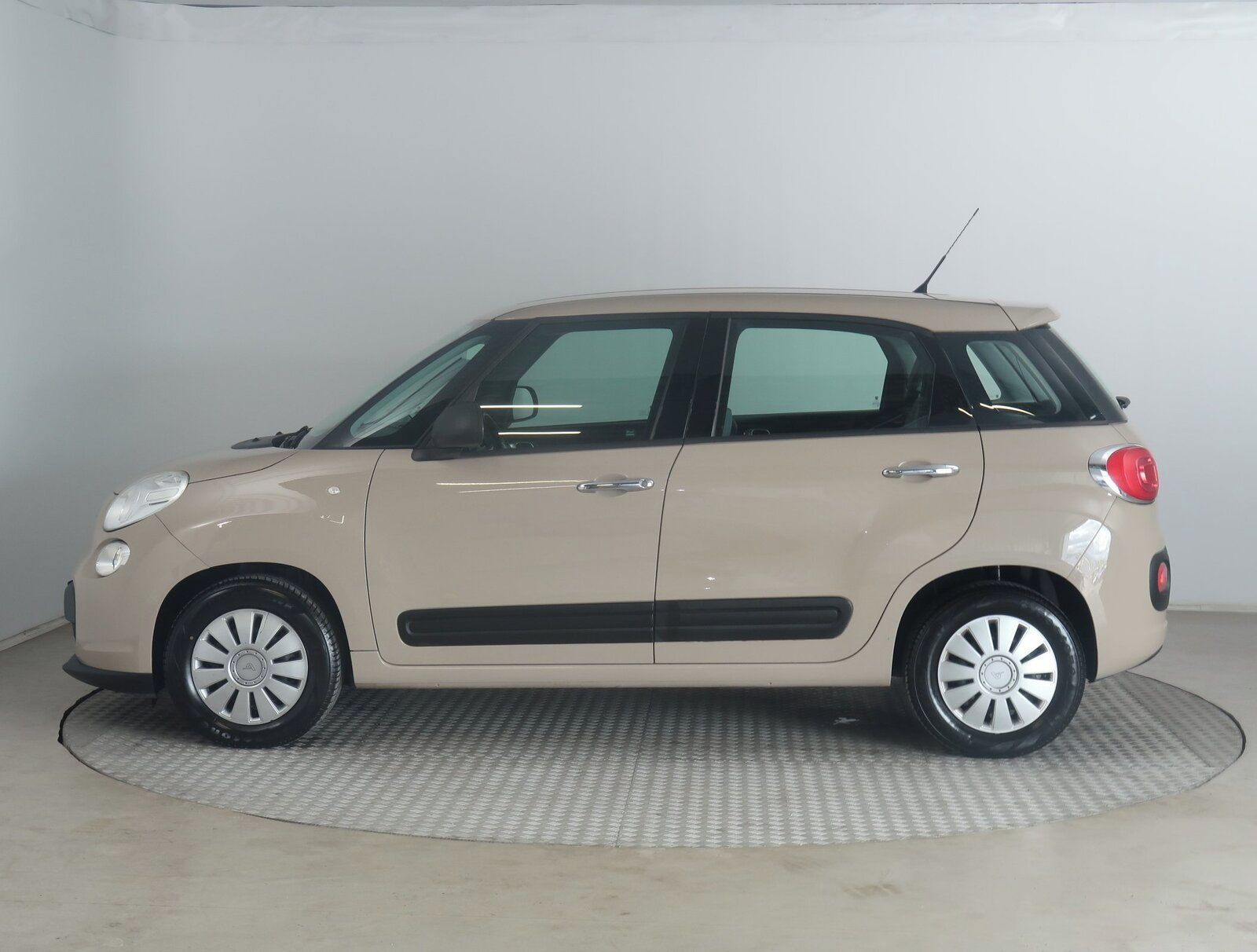 Fiat 500L, 1.4 16V - fotka 3