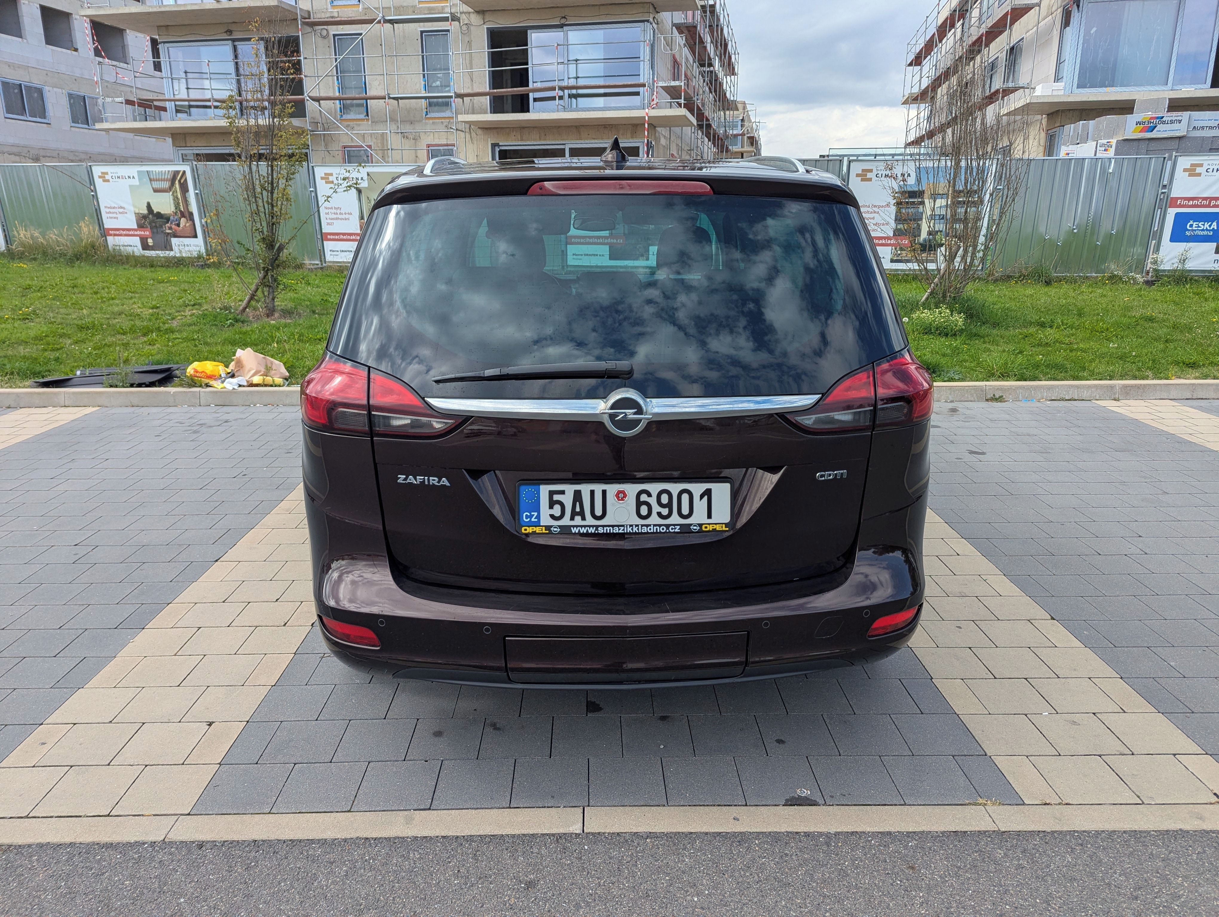 Opel Zafira, 2.0 CDTI 125 kW,7 mist,automat - fotka 4
