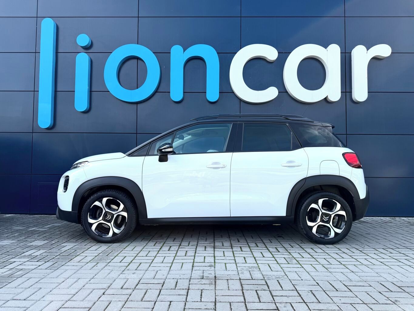 Citroën C3 Aircross, SHINE, 110 koní, Navigace - fotka 4