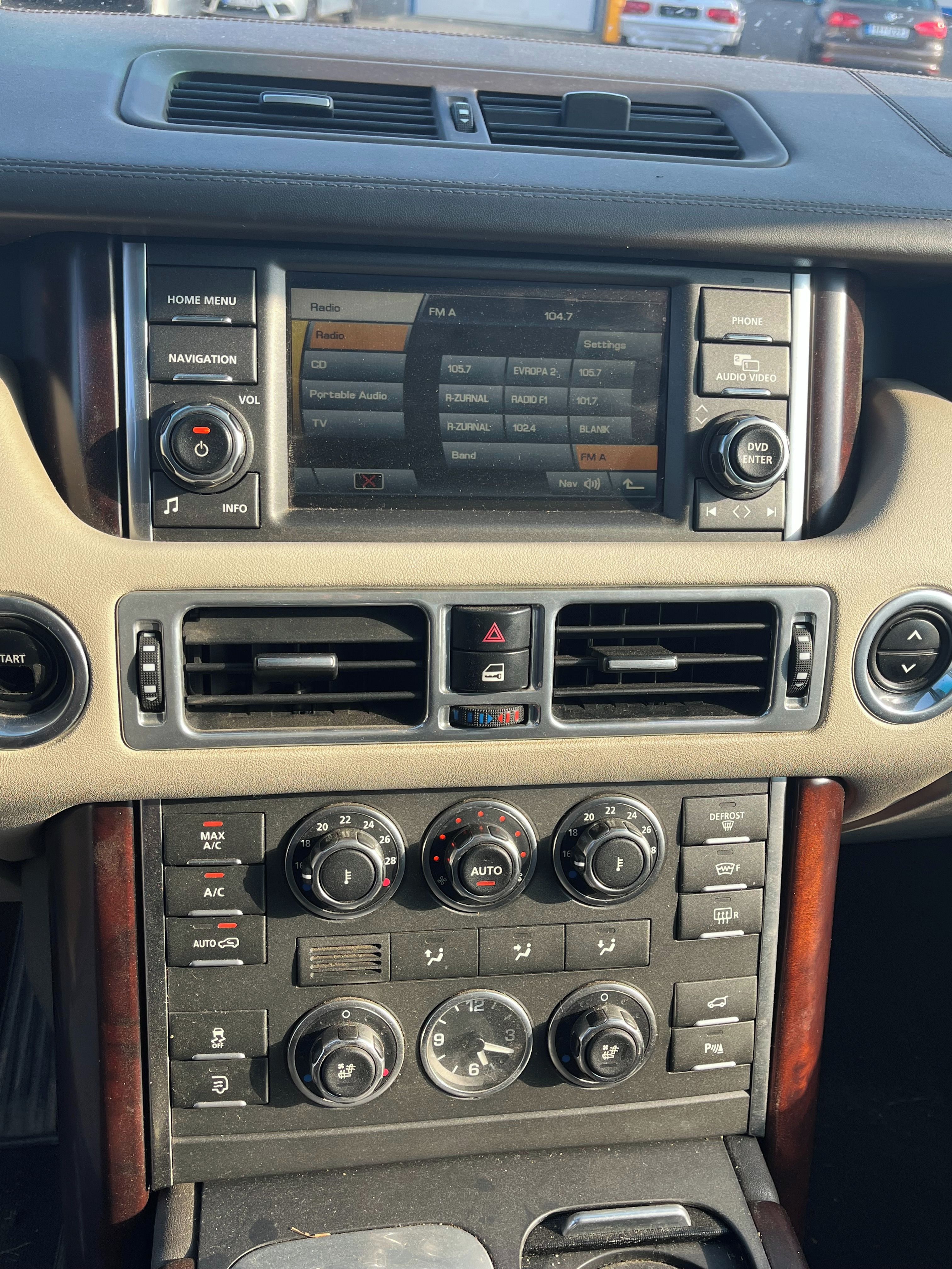 Land Rover Range Rover, Voque 4,4TDV8*FULL*TZ*TOP CENA - fotka 6