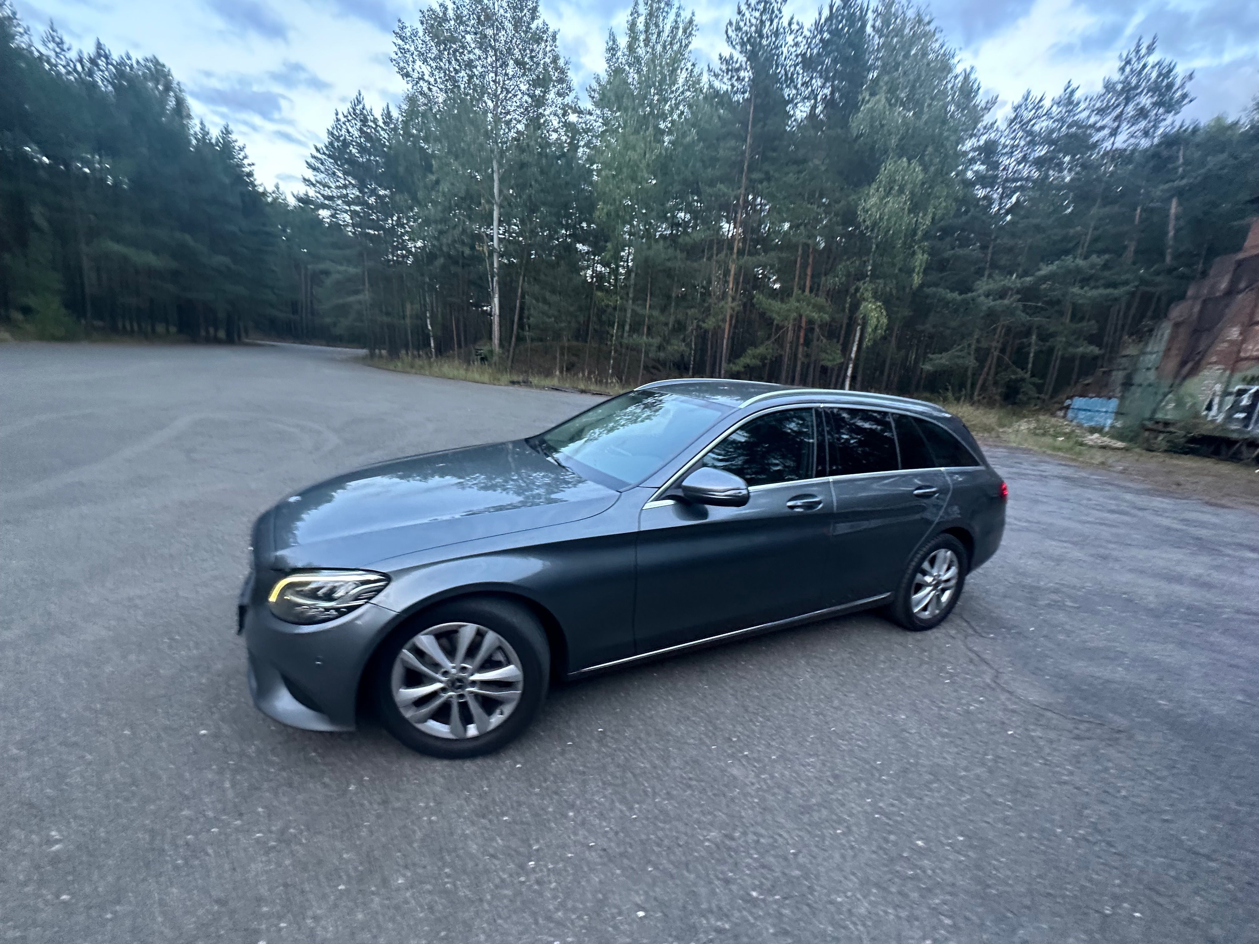 Mercedes-Benz Třídy C, Mercedes Benz C220d super stav - fotka 3