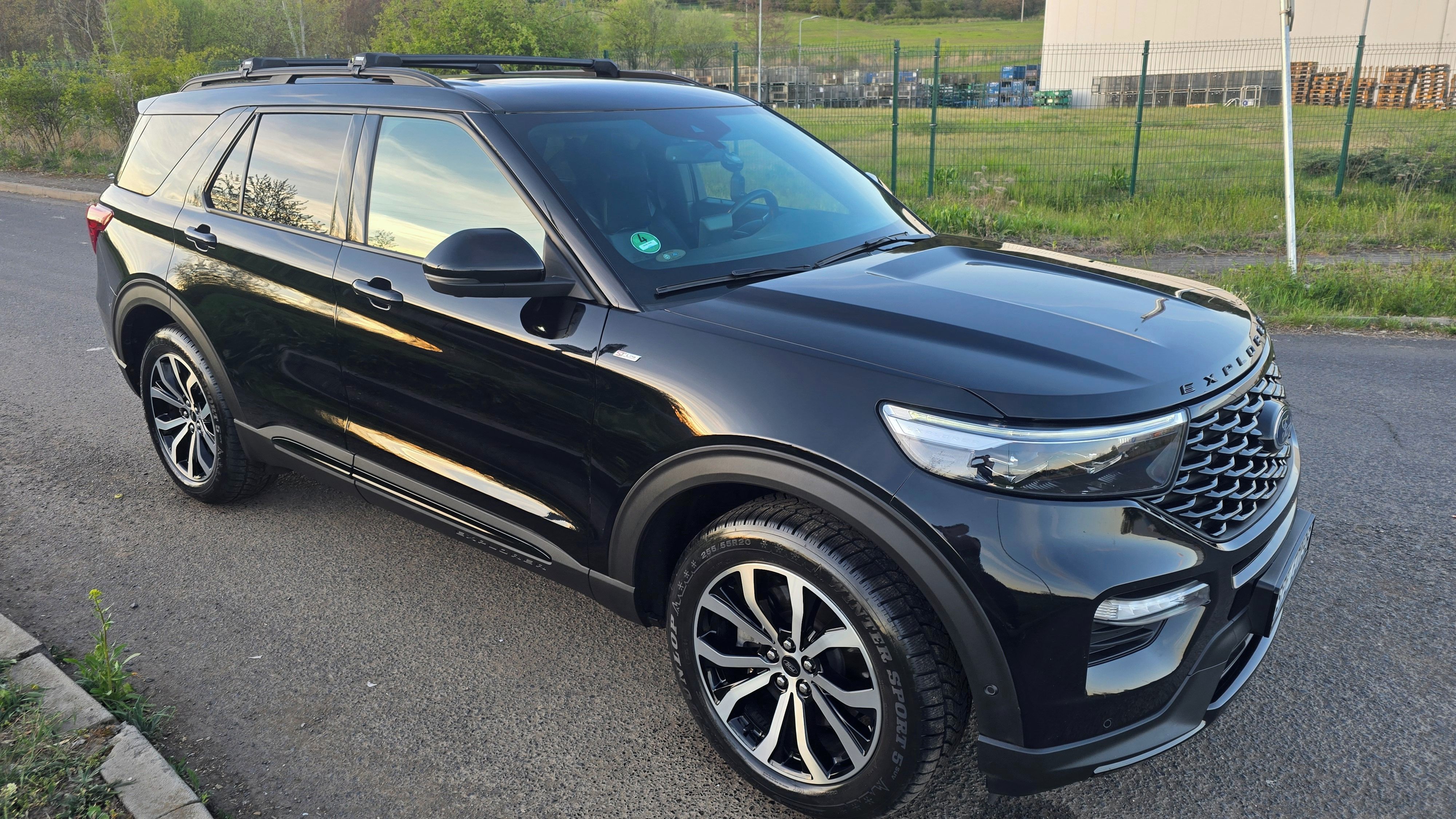 Ford Explorer, Ford Explorer 3.0 V6 PHEV ST - fotka 6