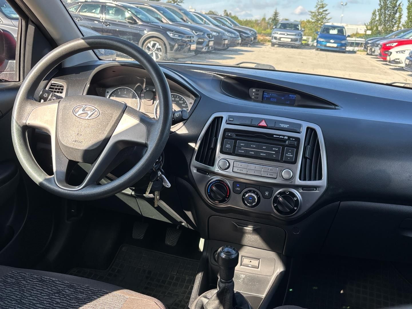 Hyundai i20, 1.2 i 16v / 62 kW - fotka 5