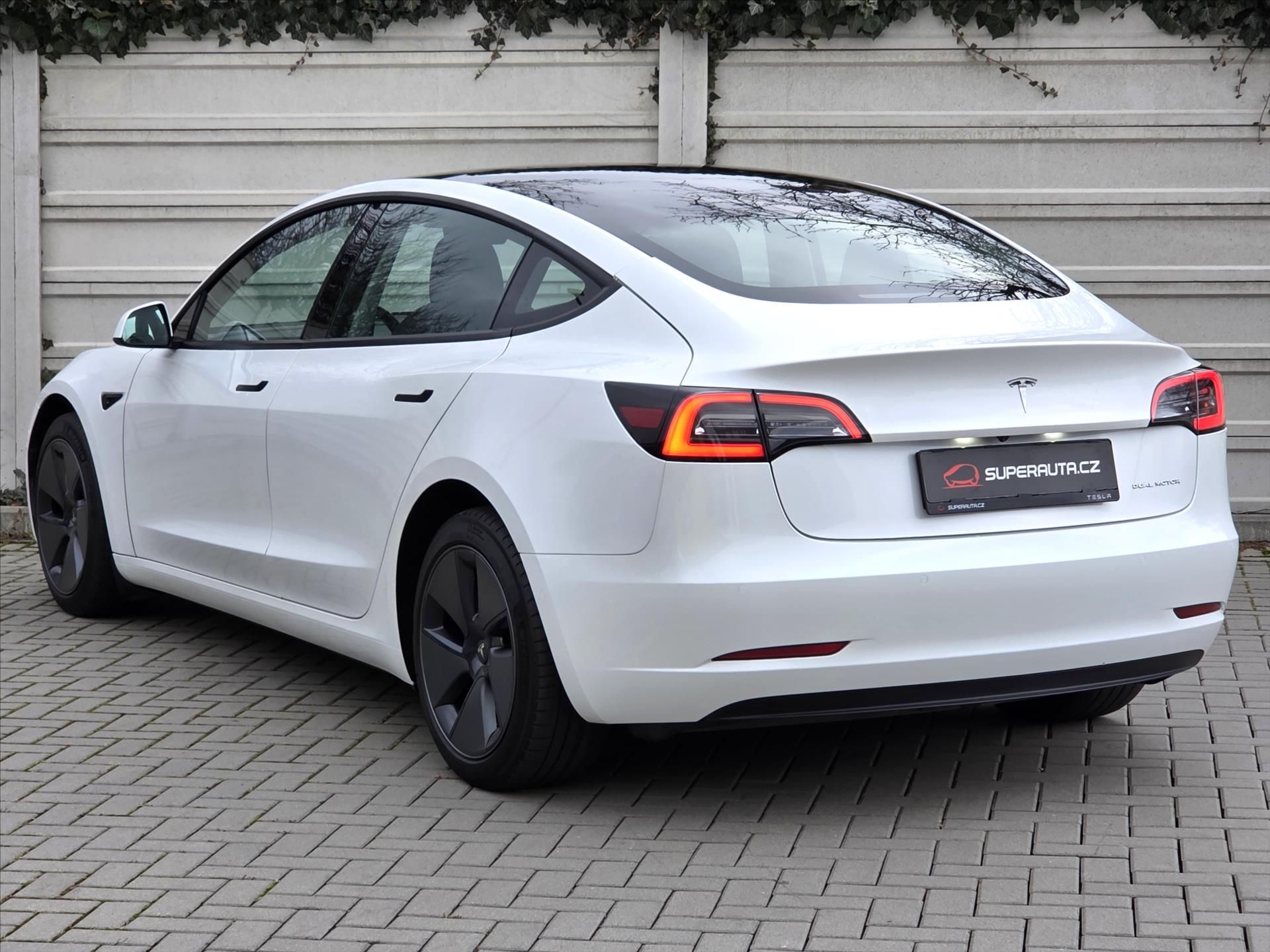 Tesla Model 3, LR 4x4 SOH 91% NEHAVAR. 1.maj - fotka 5
