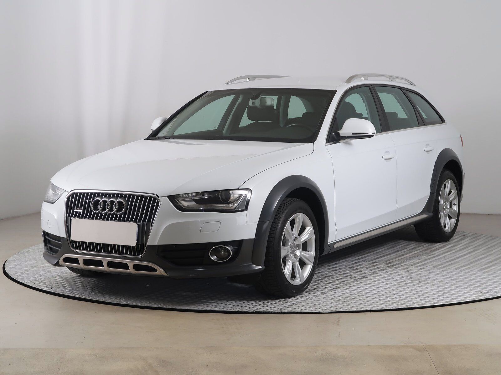 Audi A4 allroad, 2.0 TDI, 4X4, Serv.kniha - fotka 2