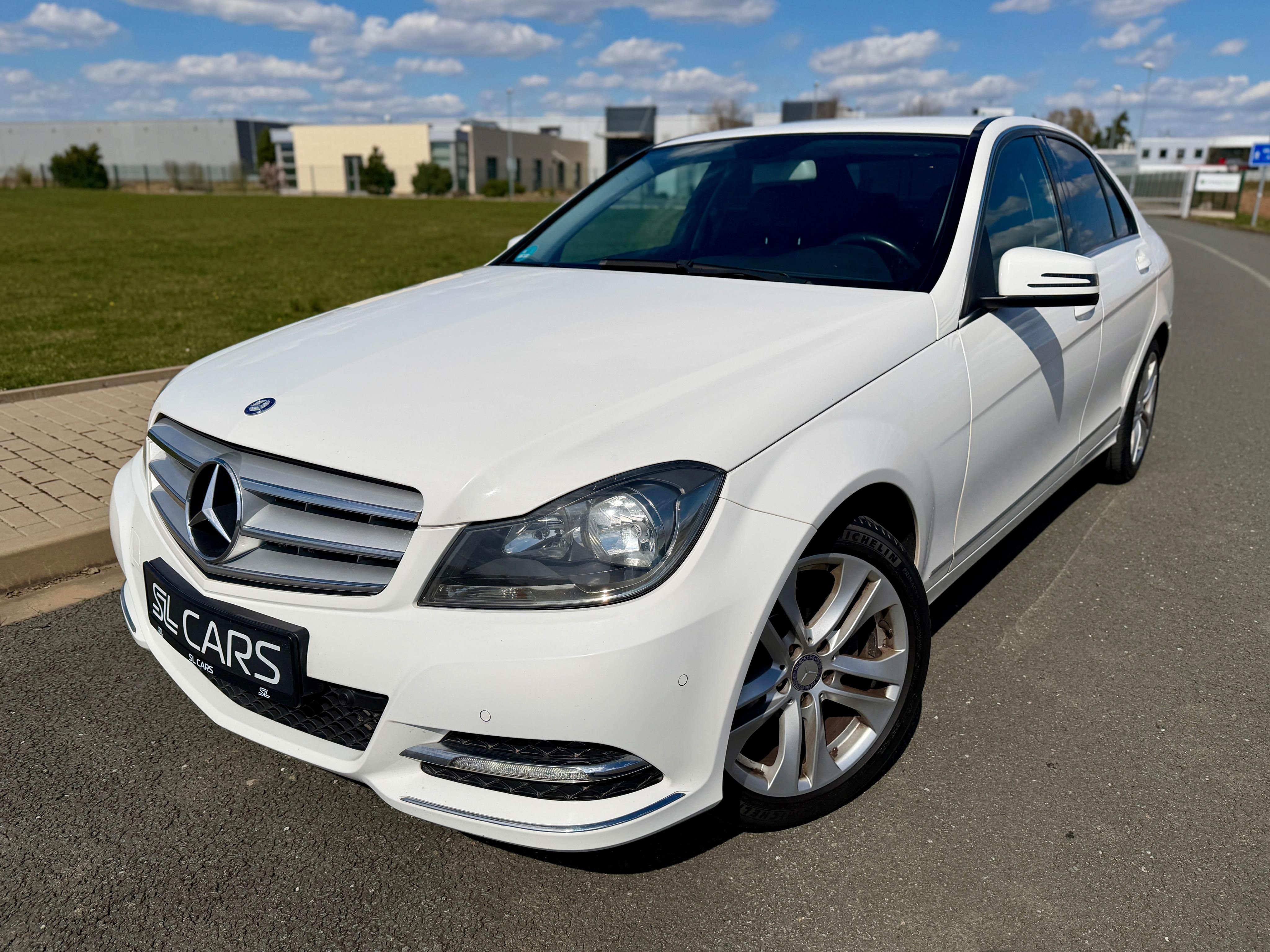 Mercedes-Benz Třídy C, 180 CGI NAVIGACE SERVISKA