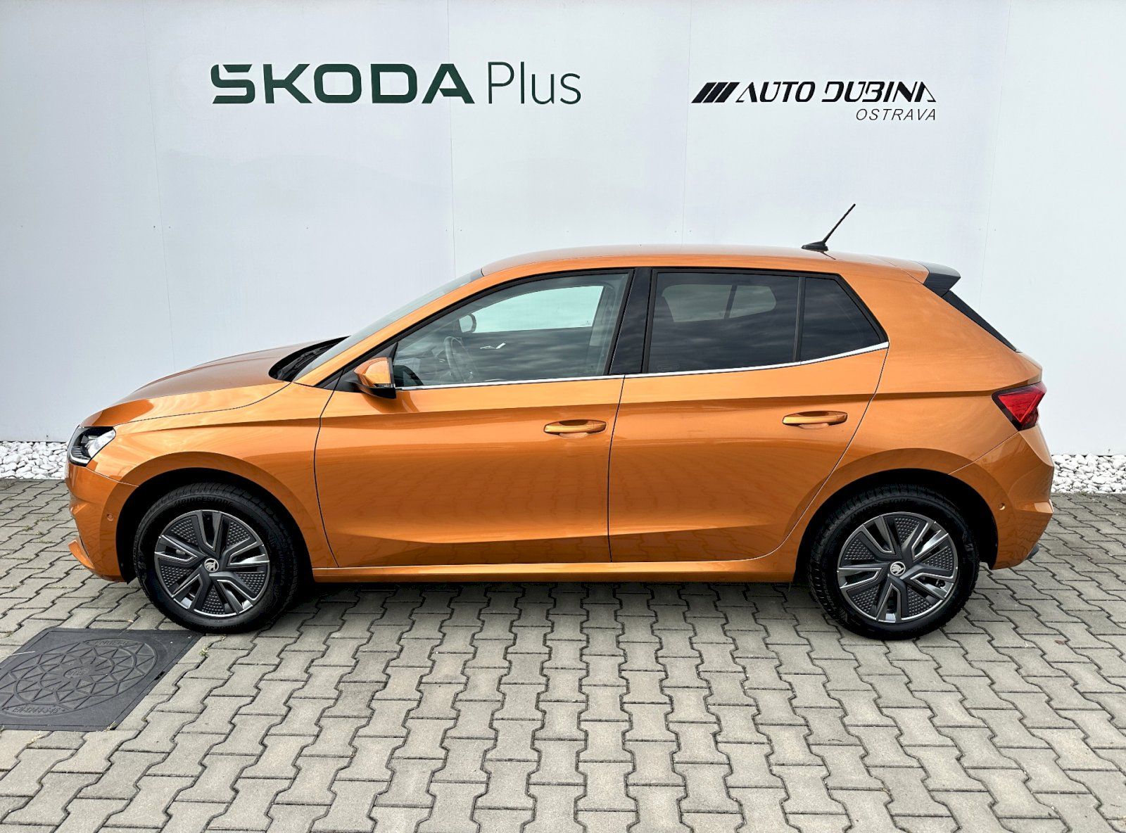 Škoda Fabia, 1.0 TSI 85kW MP6 Top Selection - fotka 3