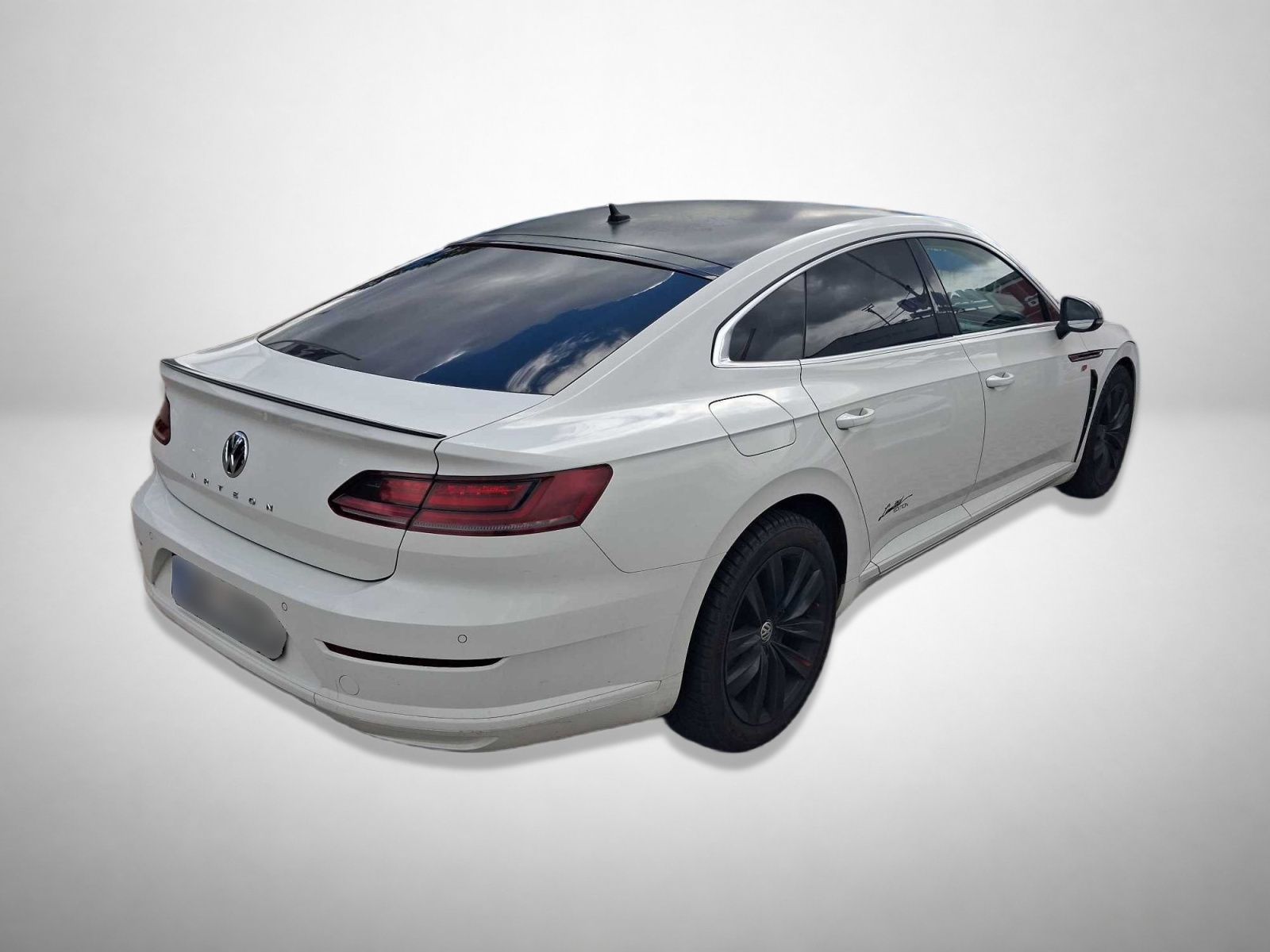 Volkswagen Arteon, 1.5 TSI, Automatická klima - fotka 2