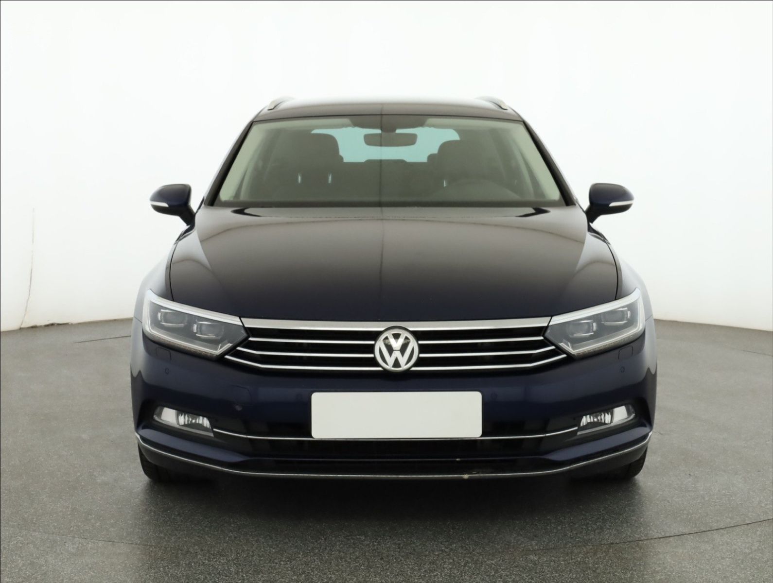 Volkswagen Passat, 2.0 TDI, Automat, Kůže, Navi - fotka 2