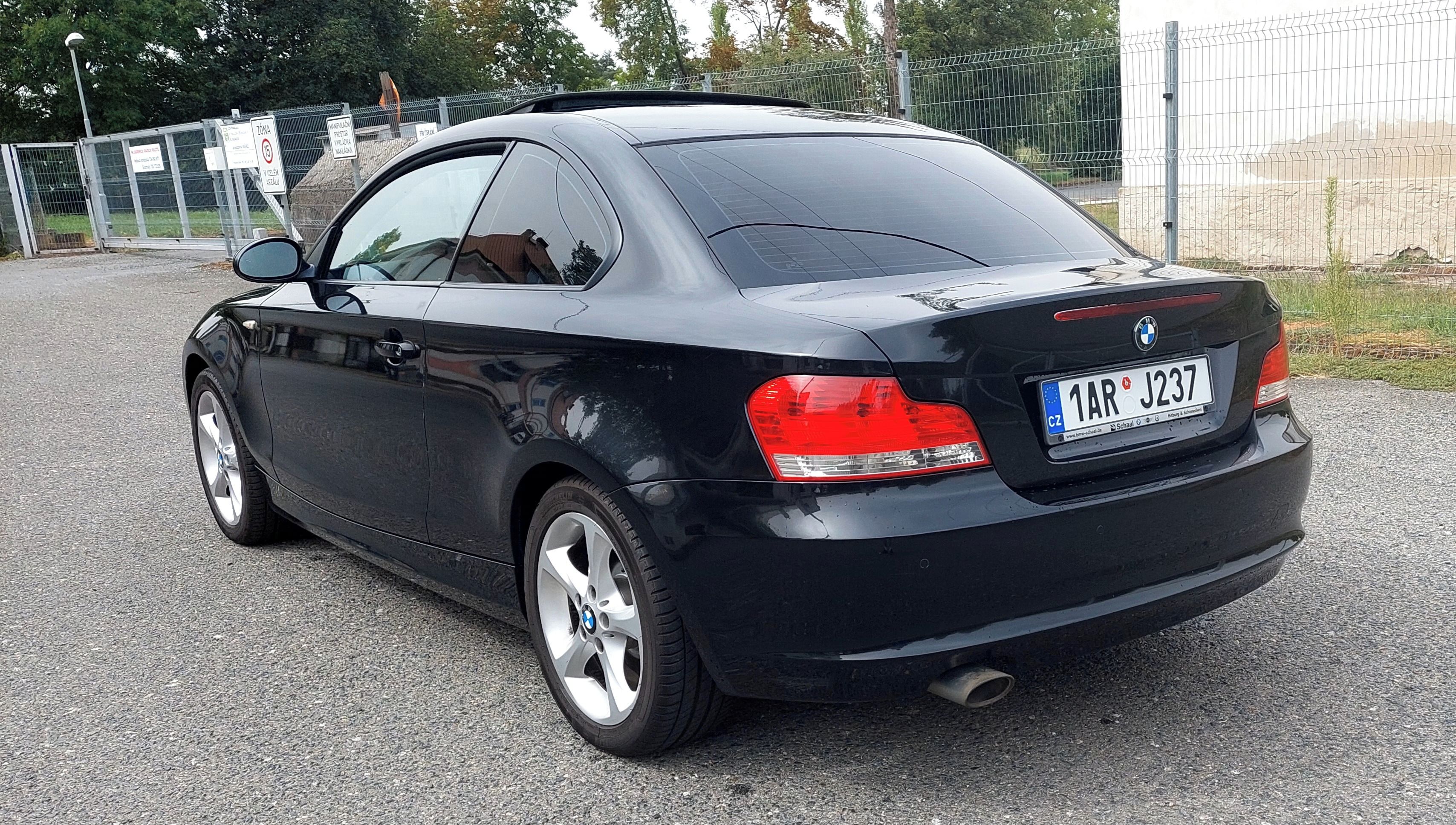 BMW Řada 1, 2,0d - fotka 4