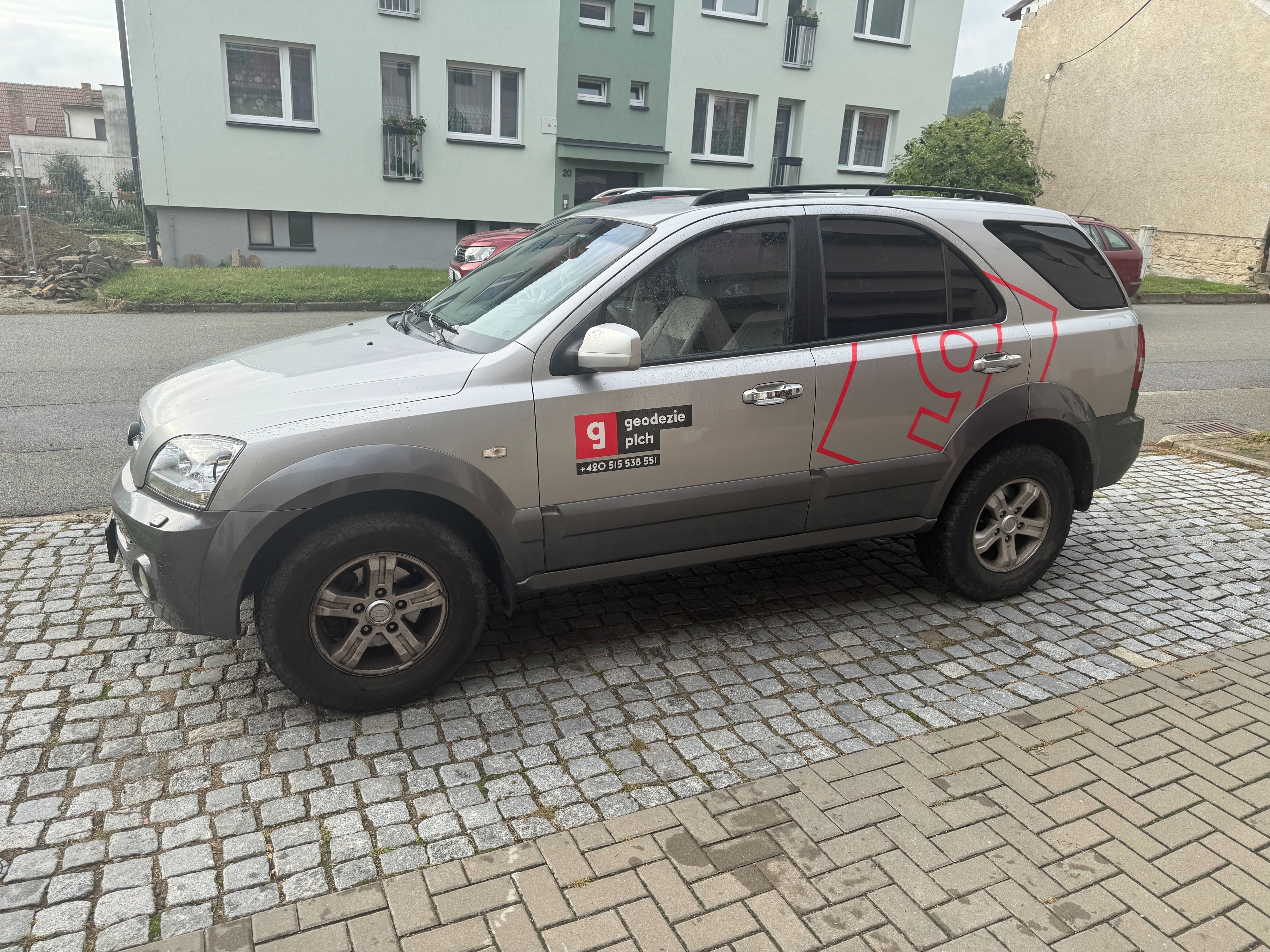 Kia Sorento, 2.5 CRDi + sada zimích kol - fotka 2