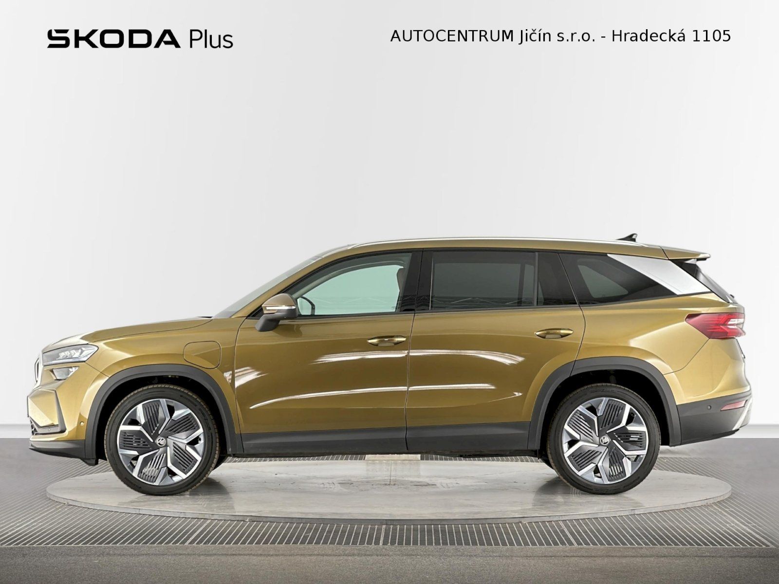 Škoda Kodiaq, iV DSG 1.5TSI 150kW Exclusive - fotka 3