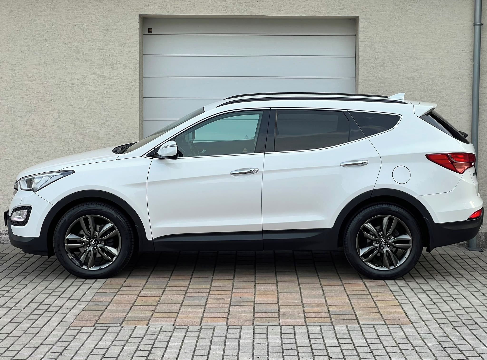 Hyundai Santa Fe, 2.2 CRDi 4WD - fotka 2