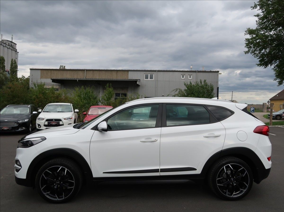 Hyundai Tucson, 1,7 CRDi,85kW,1majČR,navi,tažn - fotka 5