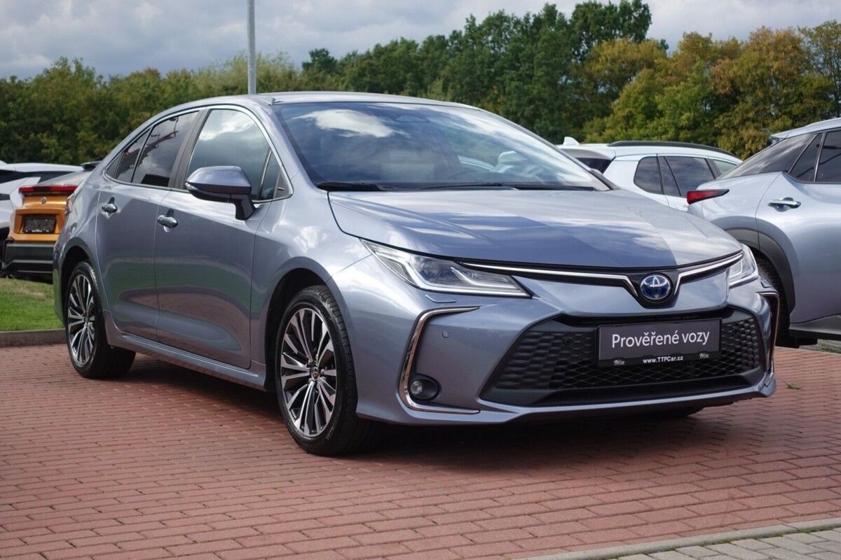 Toyota Corolla, 1,8HSD Style - fotka 5
