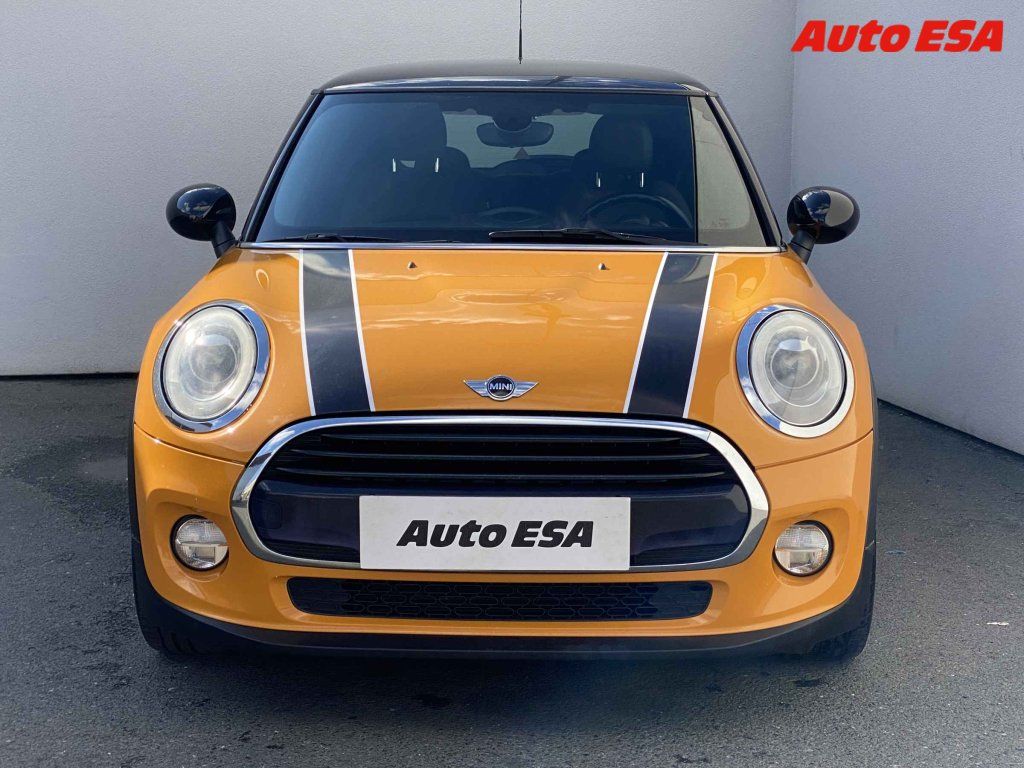 Mini Cooper, 1.5T,LED,navi,kůže - fotka 2