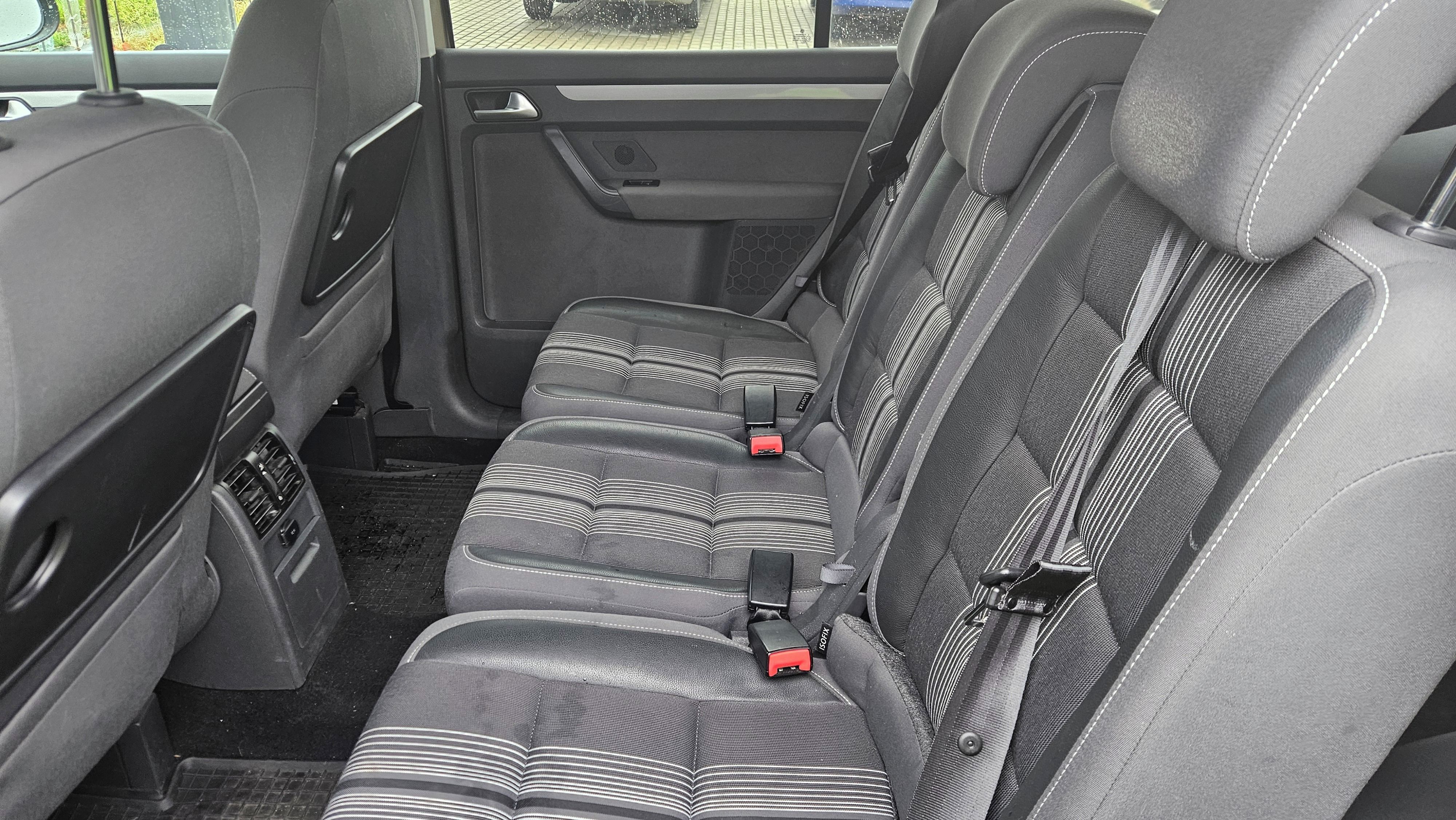 Volkswagen Touran, 2.0TDi 103kW Manuál motor CFHC - fotka 5
