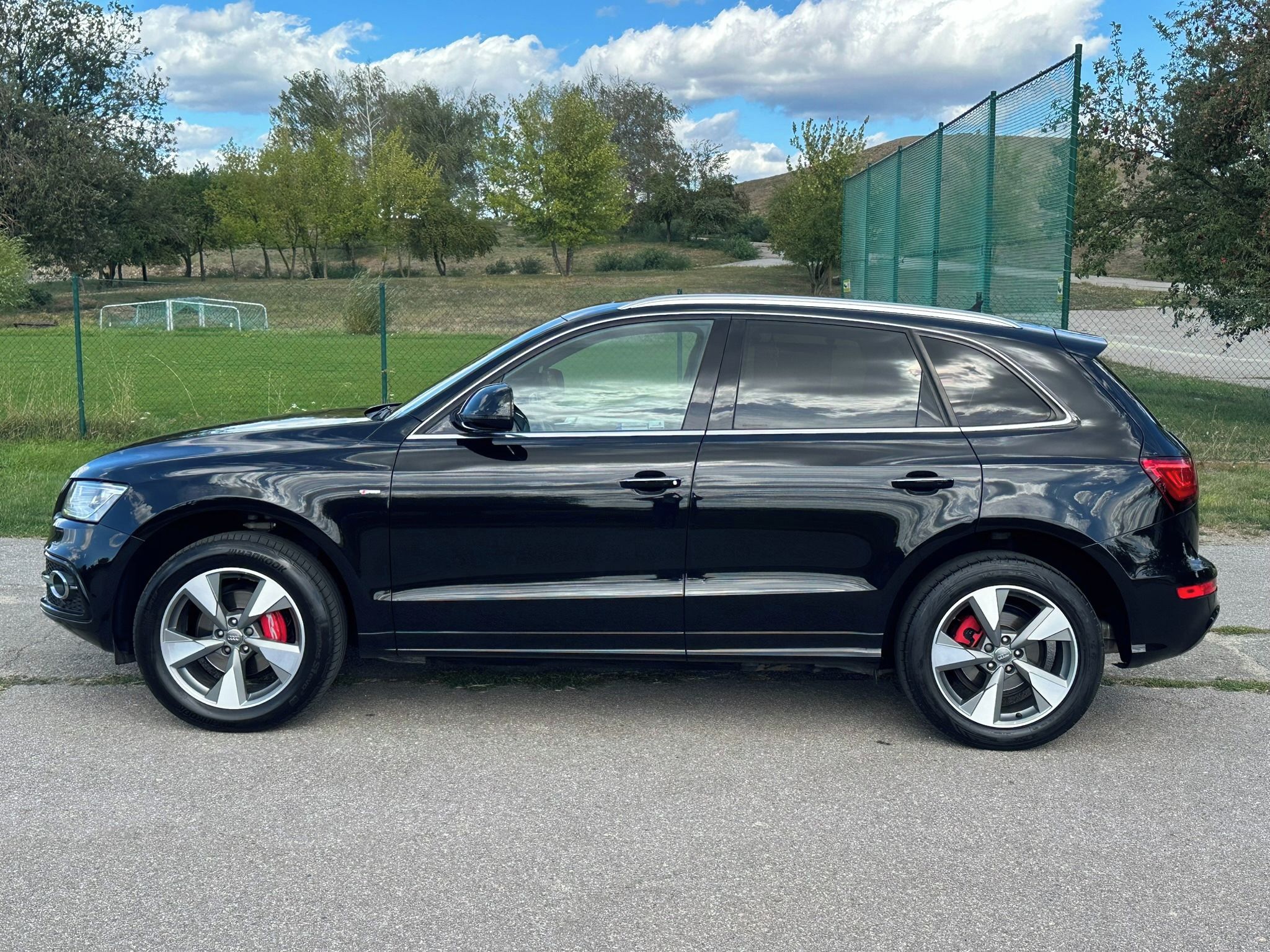Audi Q5, 2.0TDI 140kW Quattro S-Line ČR - fotka 5