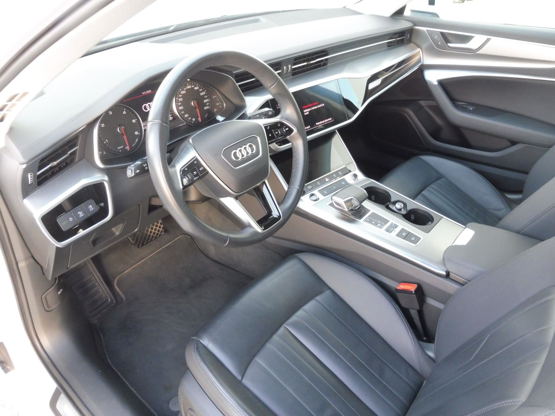 Audi A6 Avant, 40 TDI 150kW S-tronic quattro - fotka 6