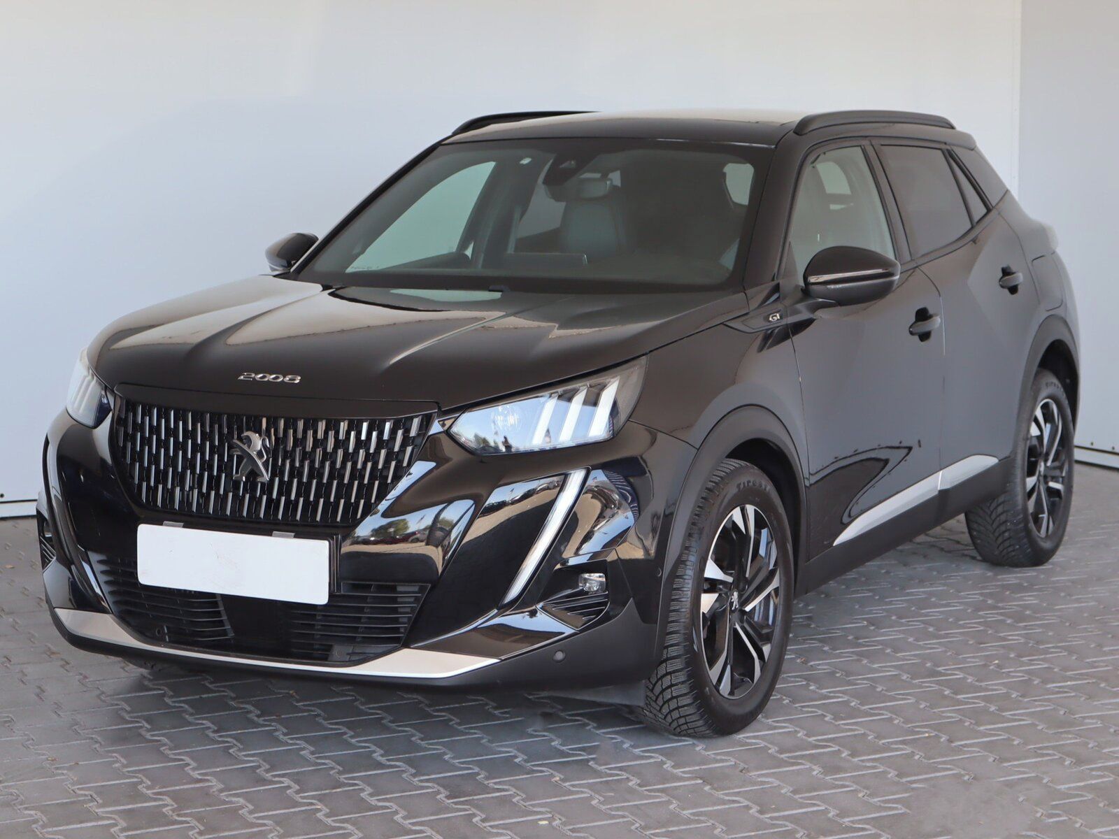Peugeot 2008, 1.5 BlueHDi, GT, Automat - fotka 2