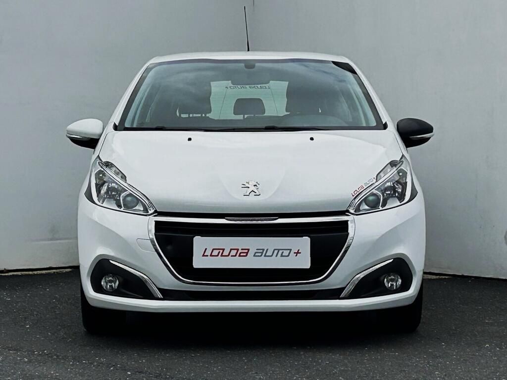 Peugeot 208, Active 1.2 PureTech 60 kW - fotka 4