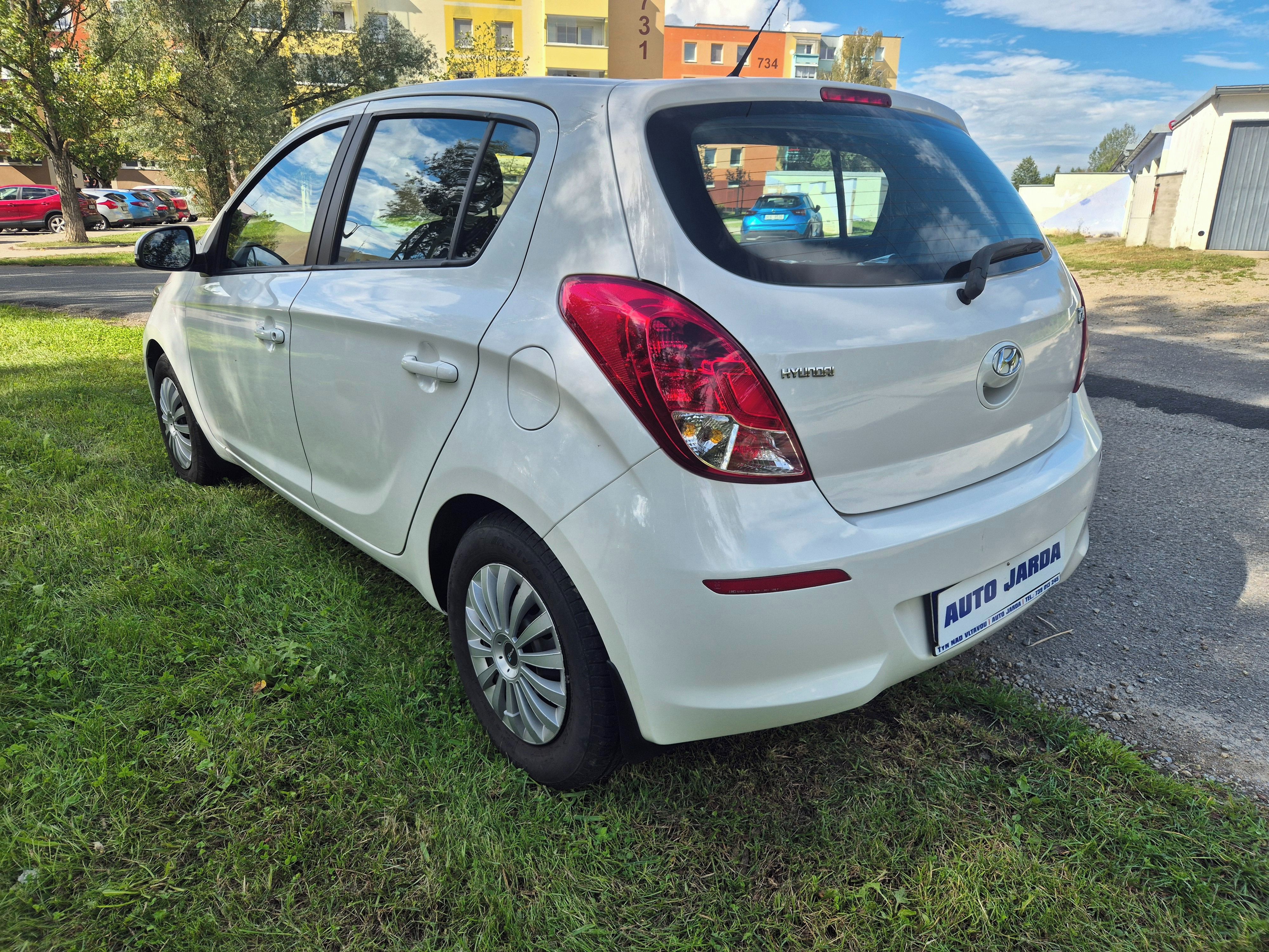 Hyundai i20, 1.2 63kW CZ 101000km - fotka 6