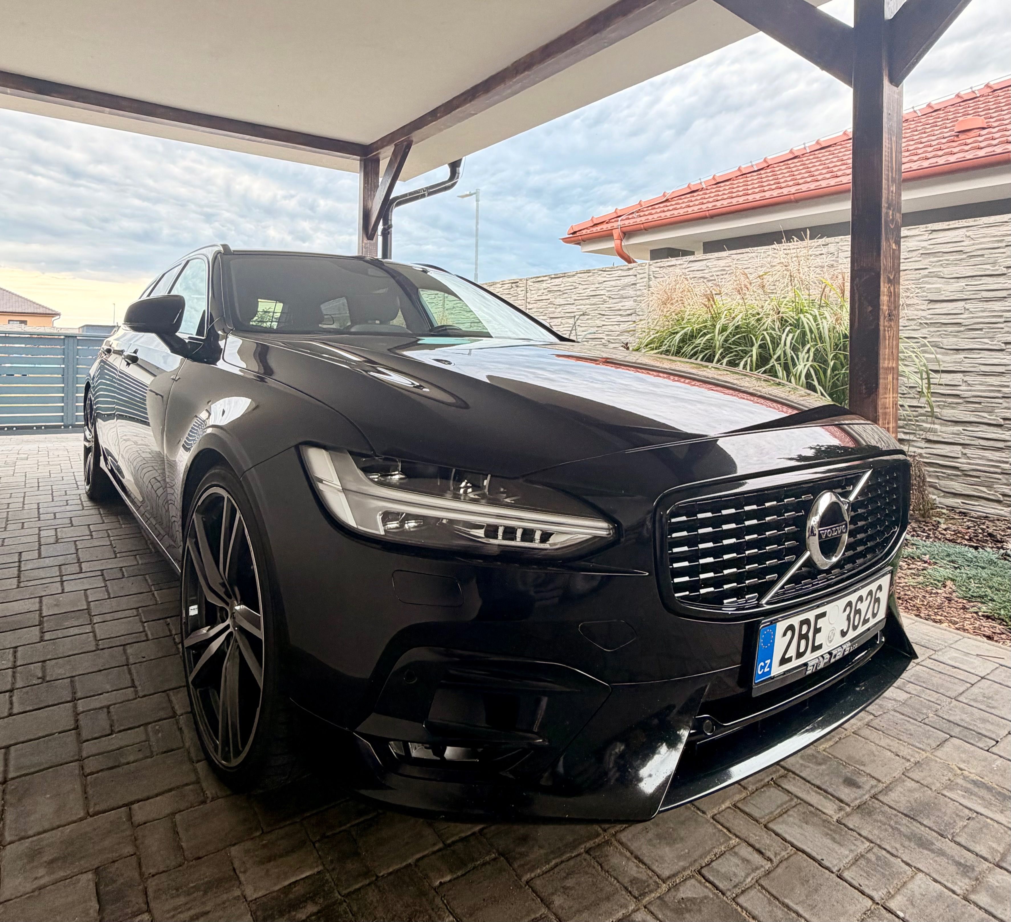 Volvo V90, Volvo V90 D4, 140kW *R-DESIGN*