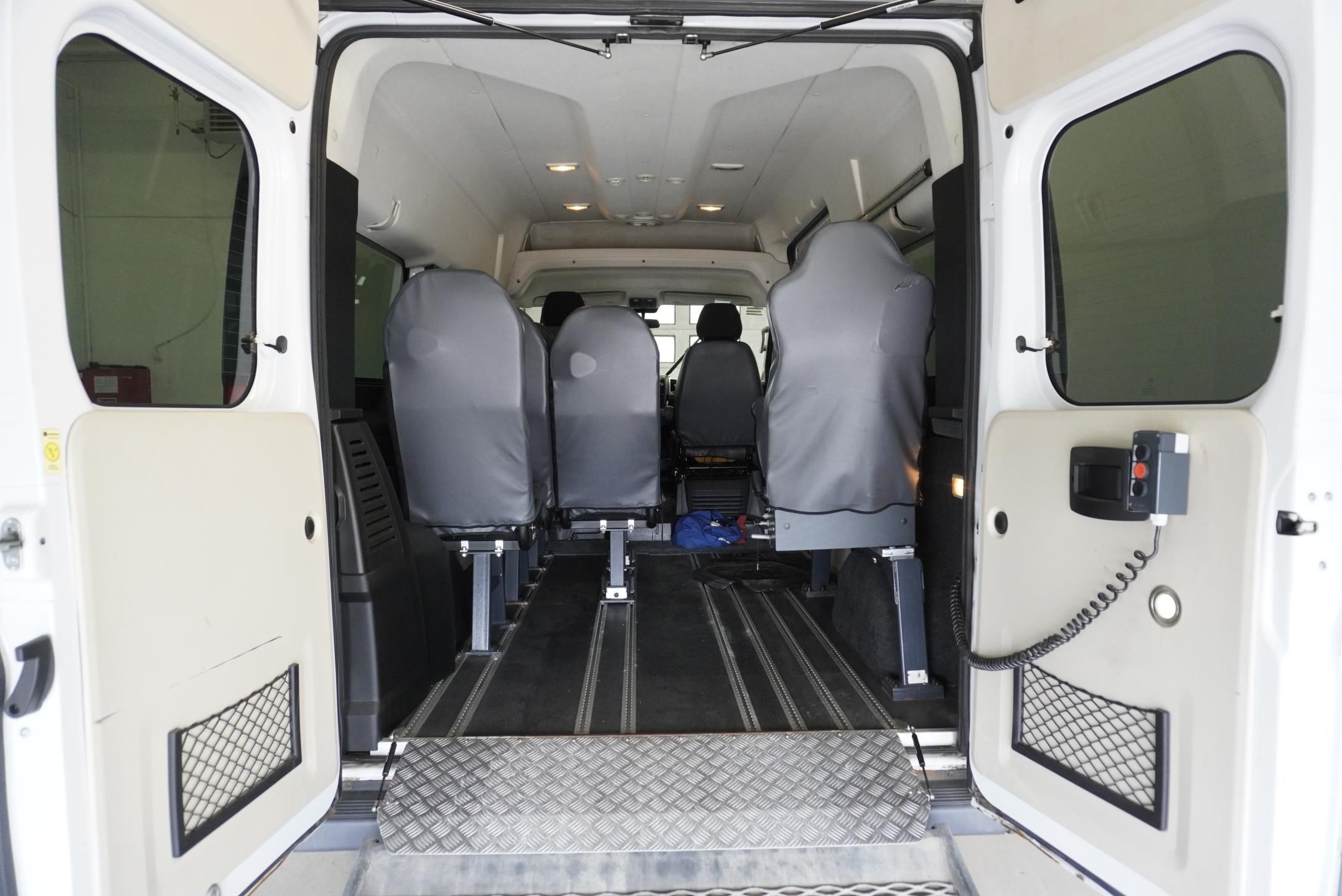 Fiat Ducato, 2.3 9MÍST VZADU HYDR. PLOŠINA - fotka 6
