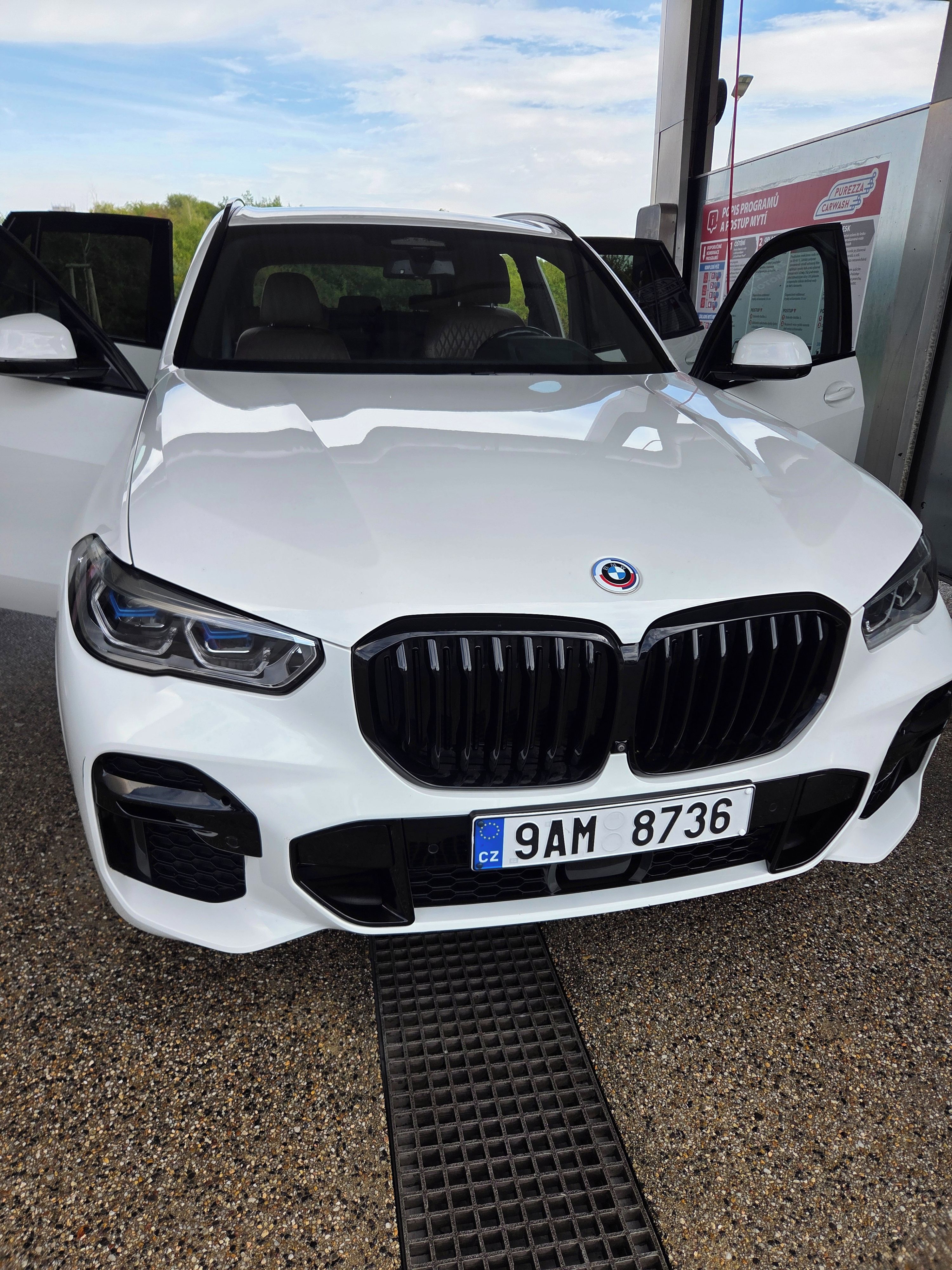 BMW X5, BMW X5 xDrive40d 250kw - fotka 6