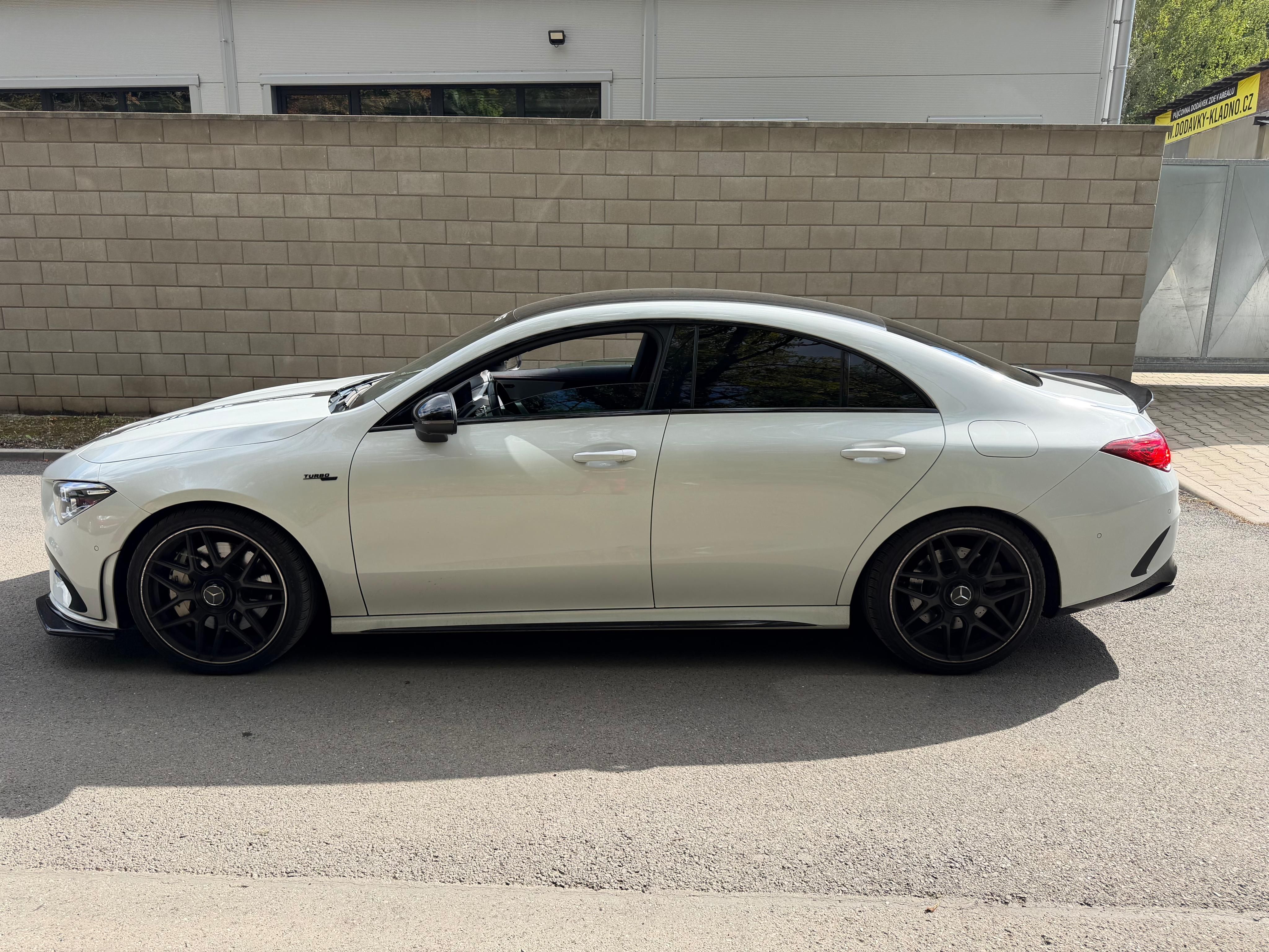 Mercedes-Benz CLA, Mercedes-Benz CLA 35 AMG - fotka 5
