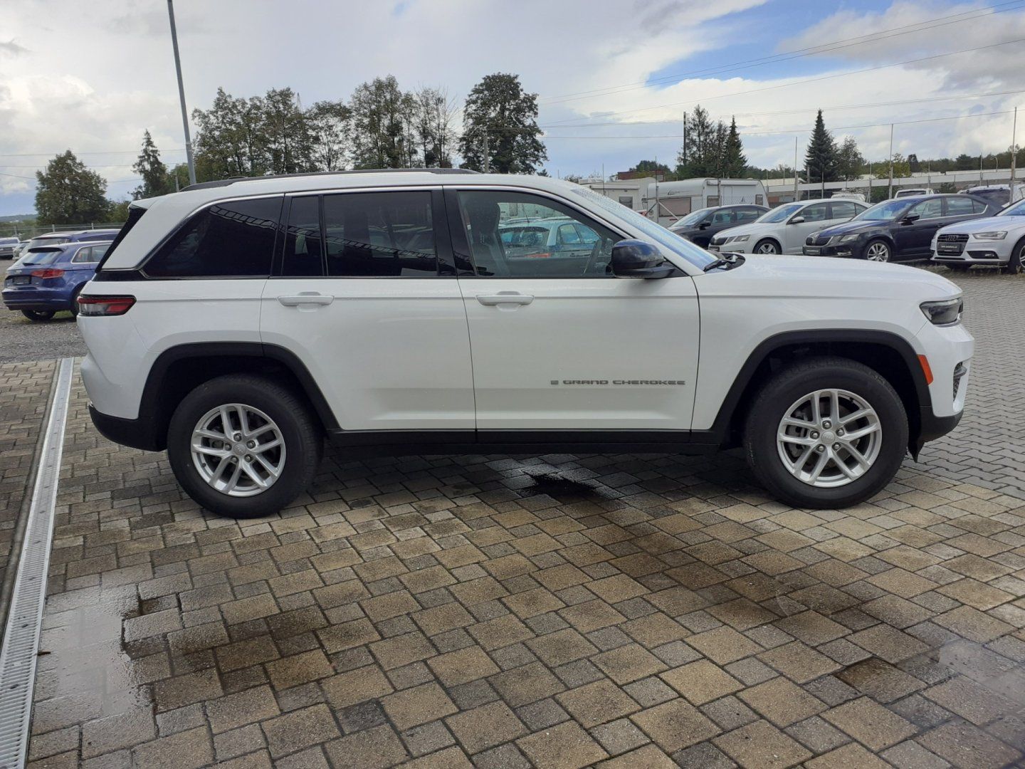 Jeep Grand Cherokee, 3.6 L  V6  4x4 - fotka 3