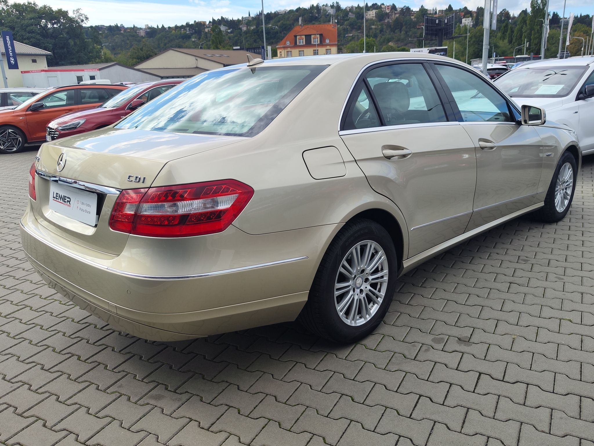 Mercedes-Benz Třídy E, E250 CDI/150kW Elegance AT - fotka 5
