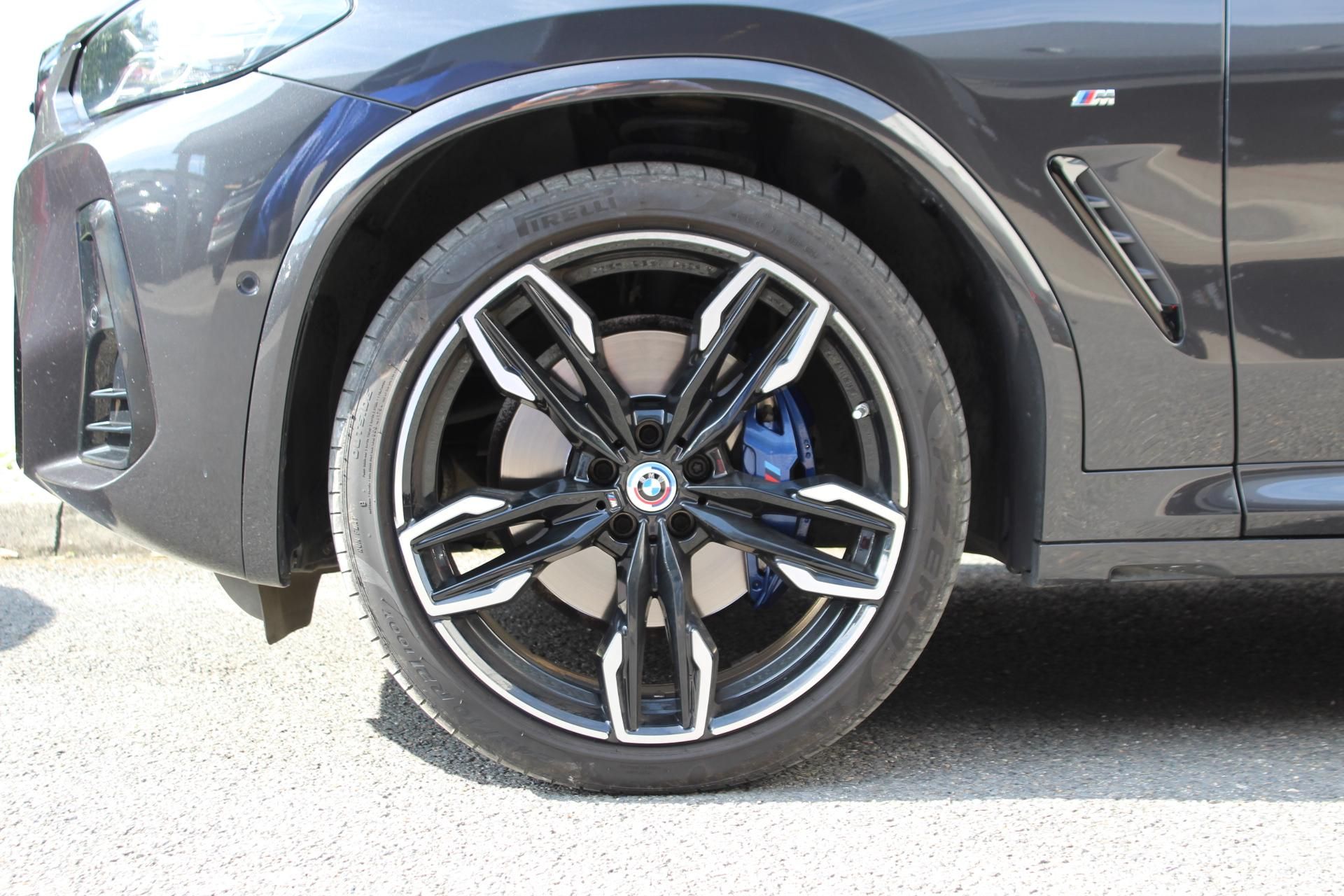BMW X4, M40d - fotka 6