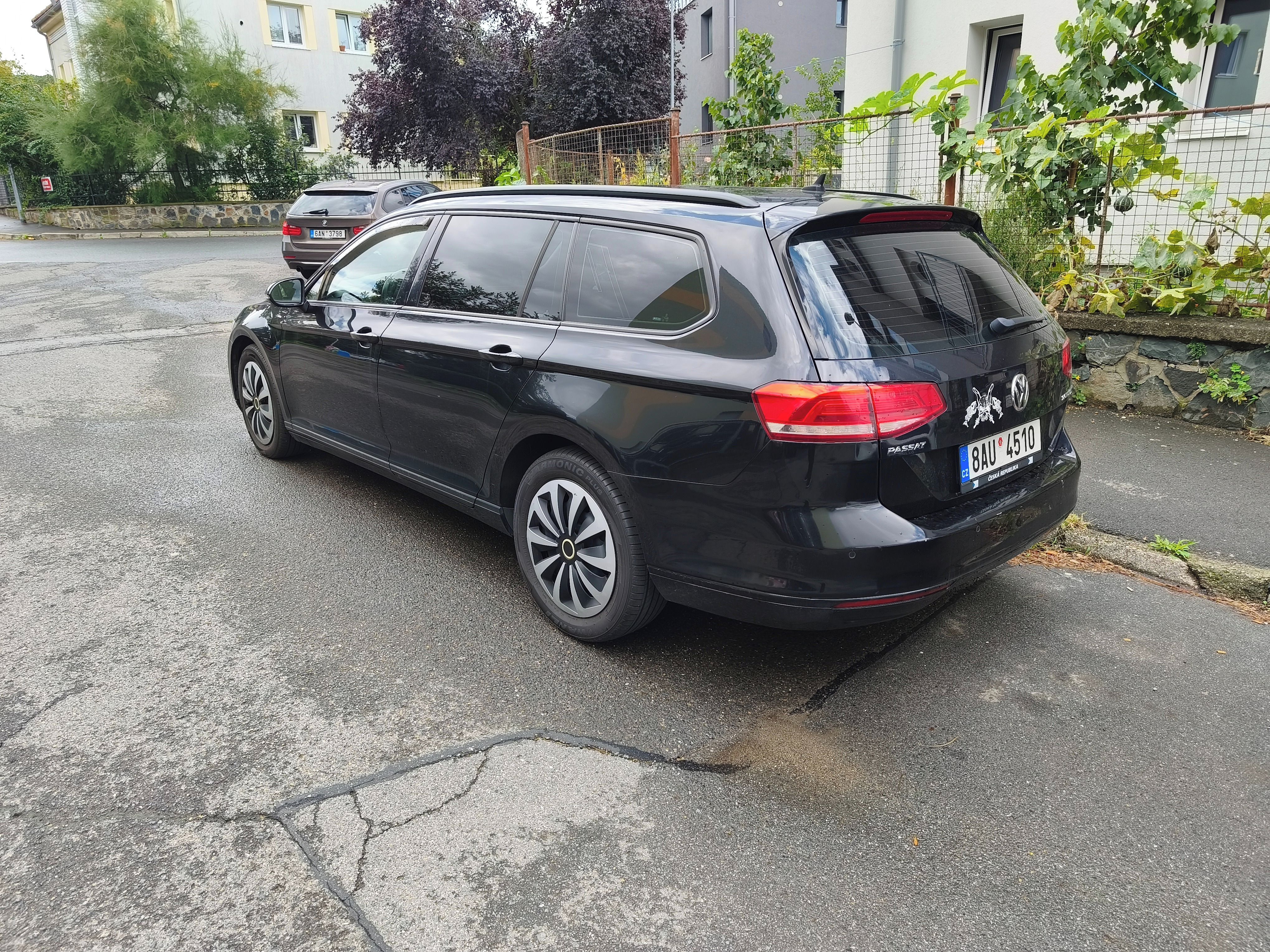 Volkswagen Passat, 2.0 TDI - fotka 4