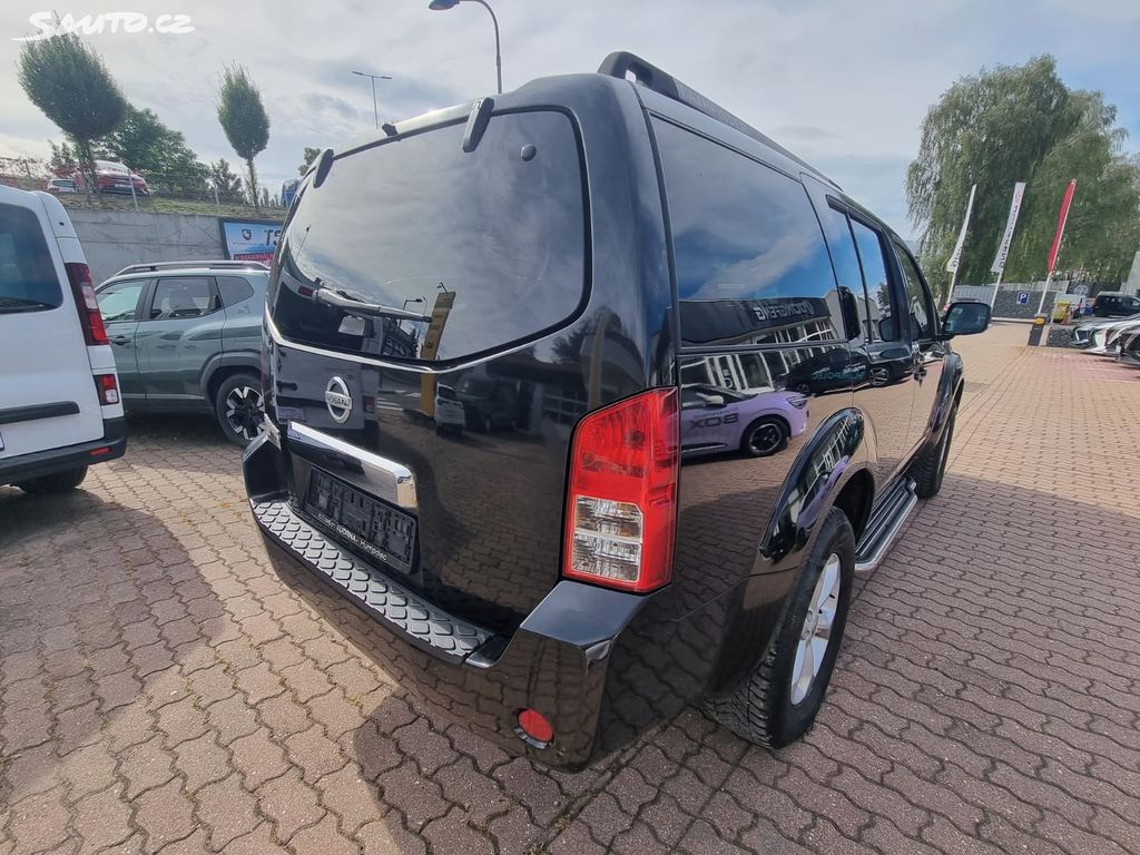 NISSAN PATHFINDER 2.5D 171CH 7 places