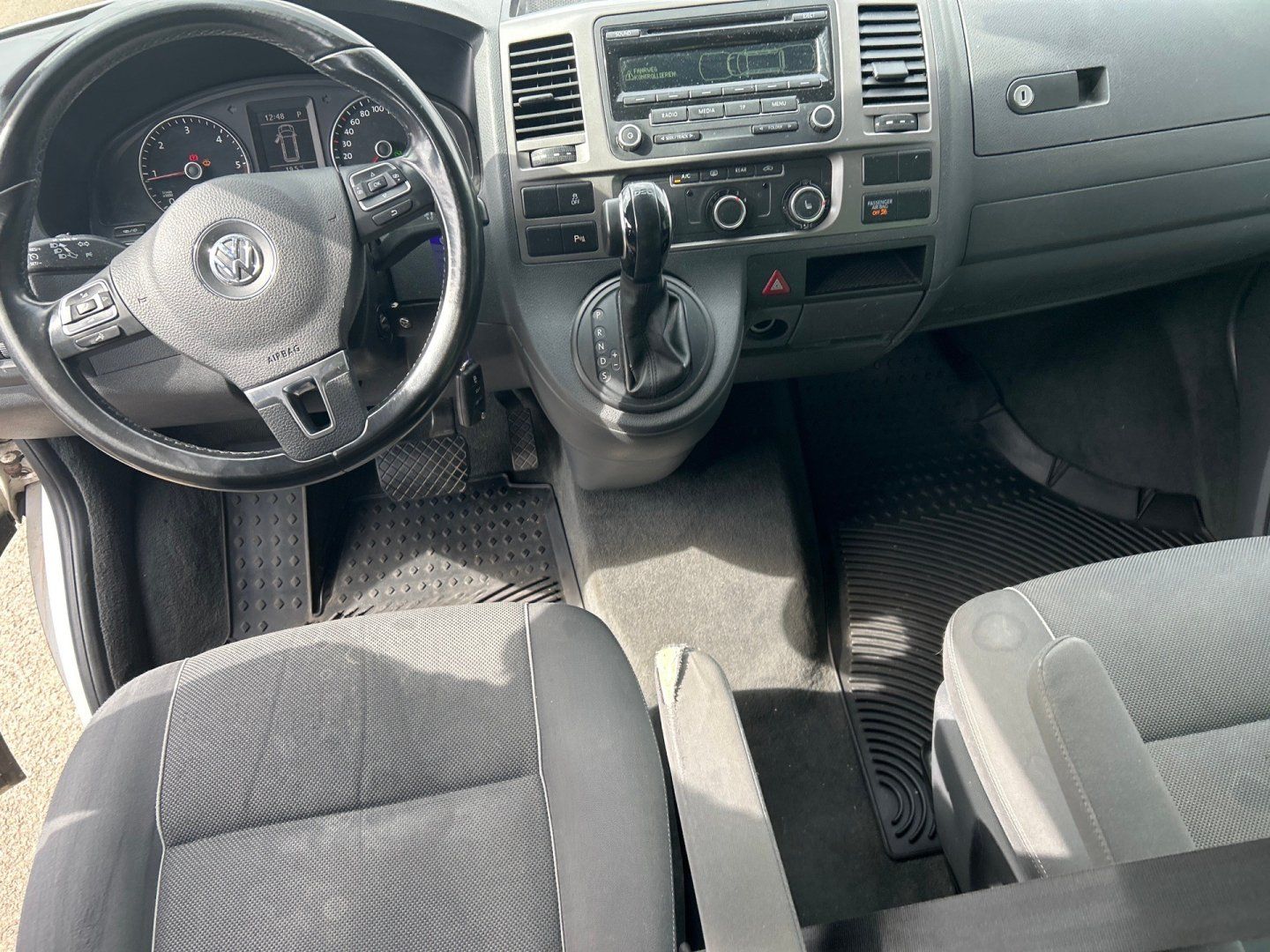Volkswagen Multivan, 2,0TDI 103kw DSG Starline - fotka 5
