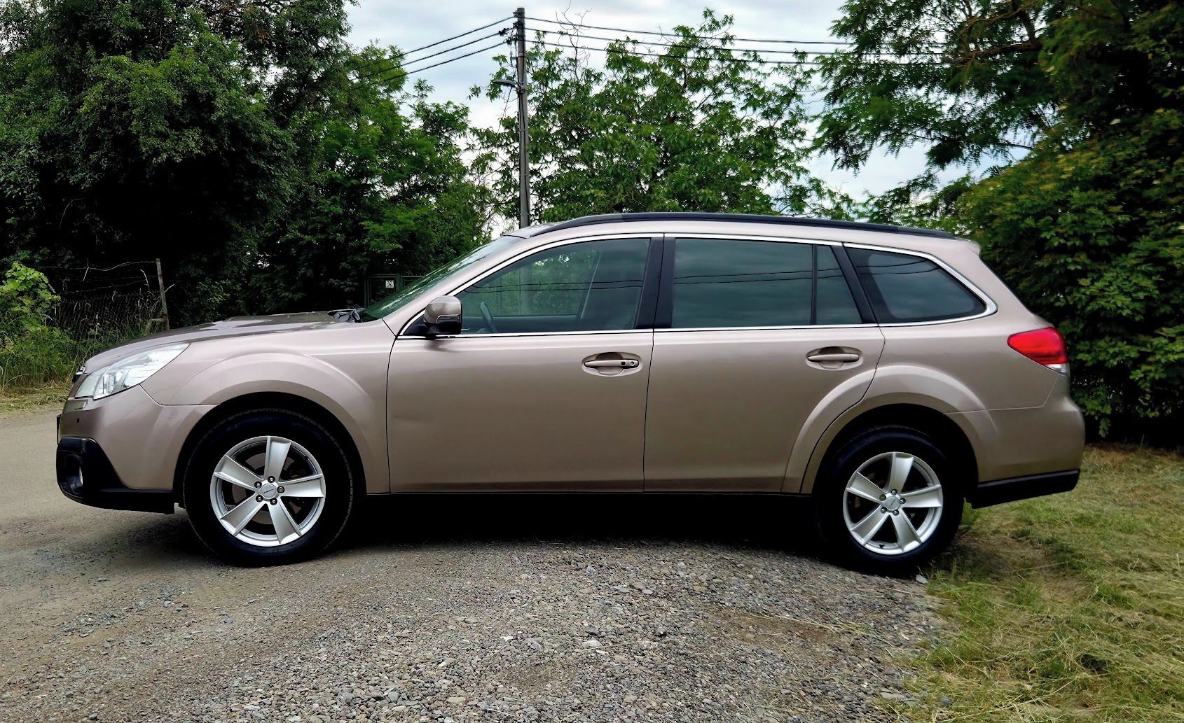 Subaru Outback, 2.0 D servisováno, výborný sta - fotka 2