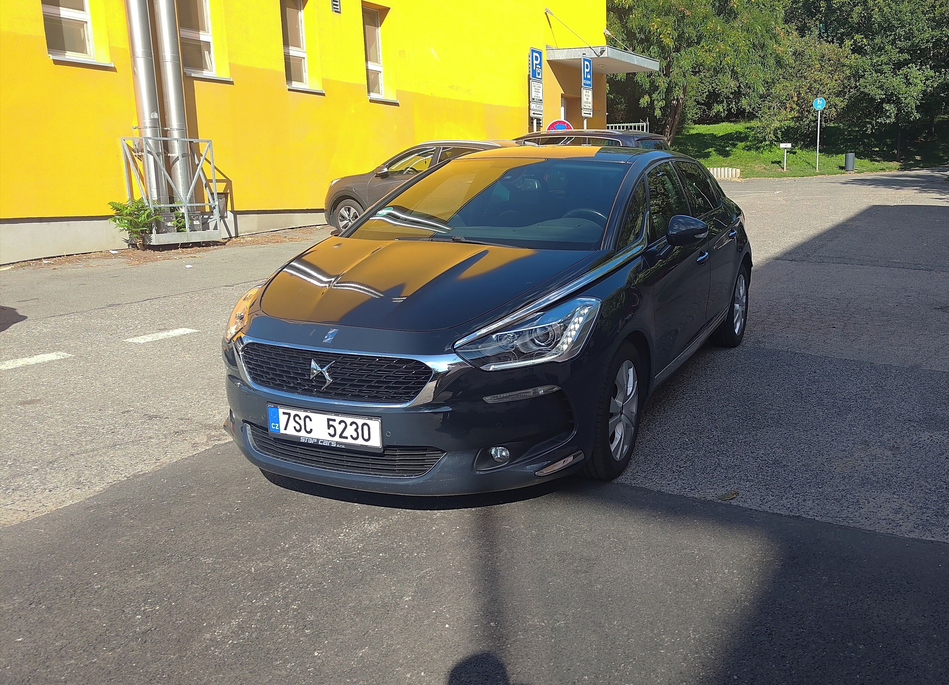 DS 5, 1,6 HDI po servisu