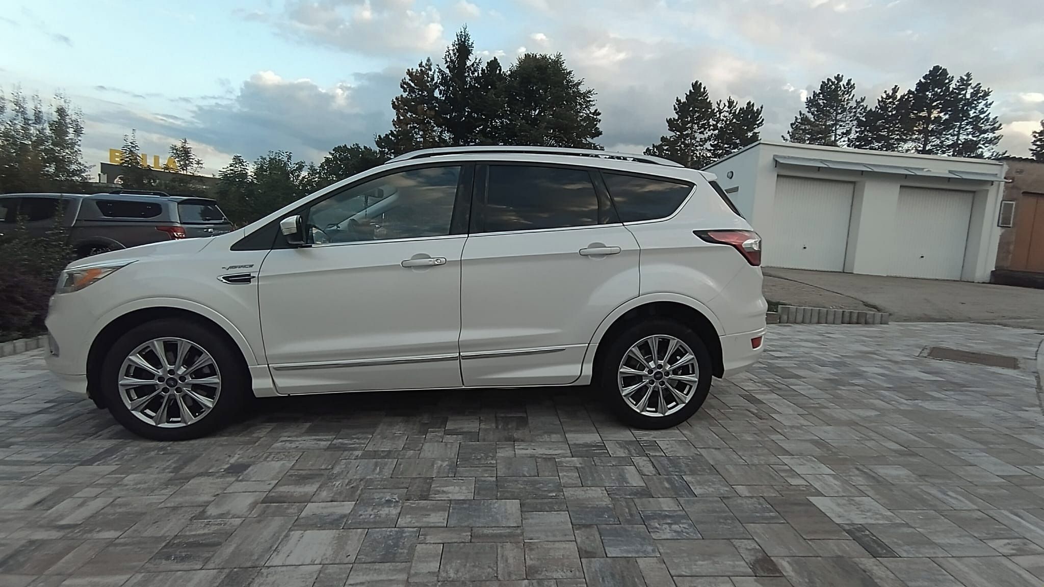 Ford Kuga, 4WD, 2.0 D, 132 kW, automat