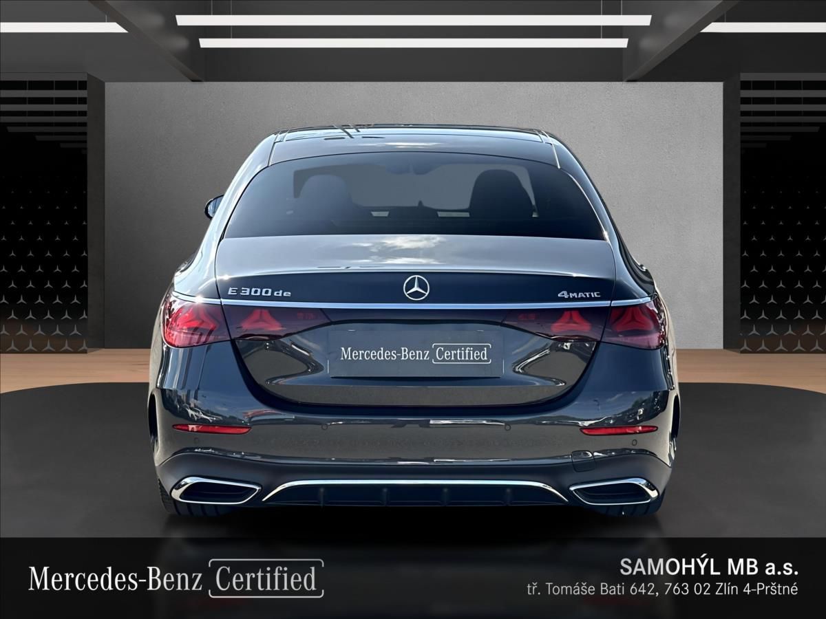 Mercedes-Benz Třídy E, 2,0 E 300de 4MATIC AMG linie - fotka 4