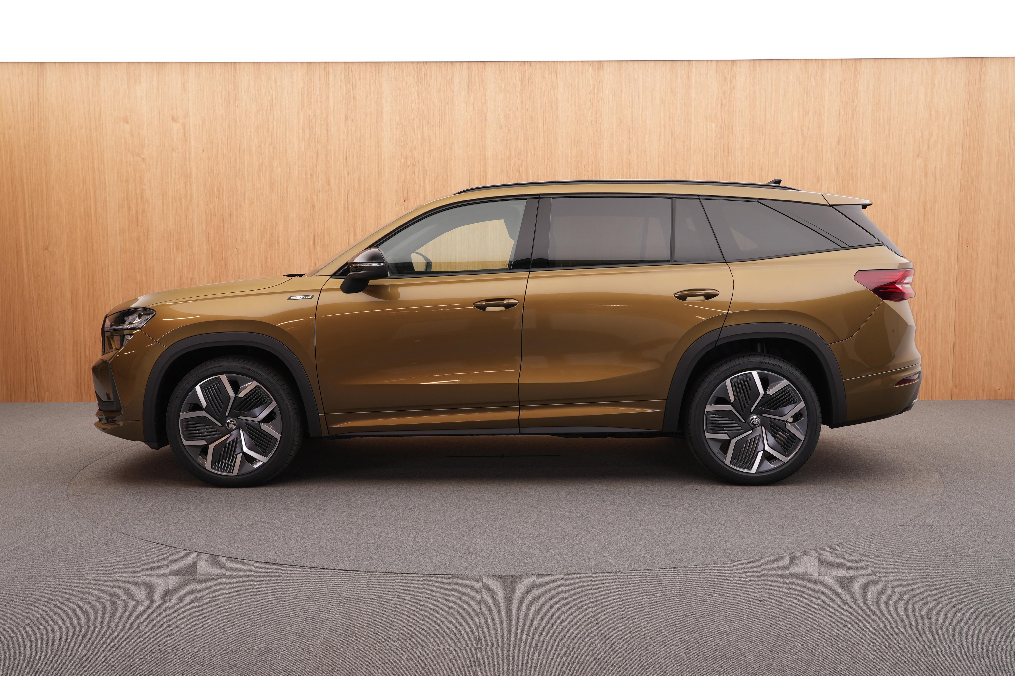 Škoda Kodiaq, Sportine 2.0 TDI 4x4 DSG - fotka 2