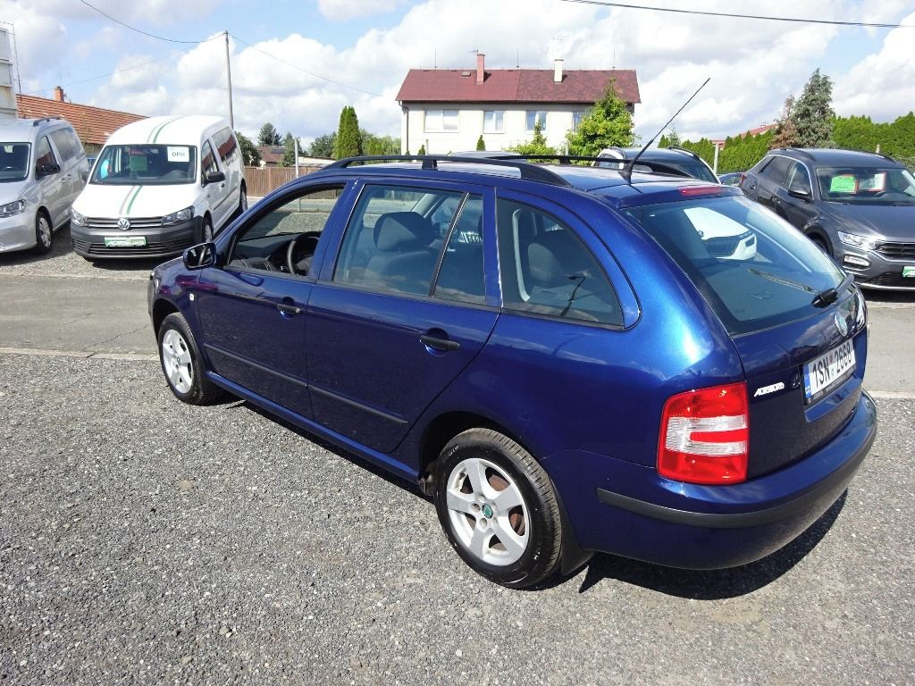 Škoda Fabia, COMBI Eleg.+KLMA-2006-ČR-2.Maj - fotka 4