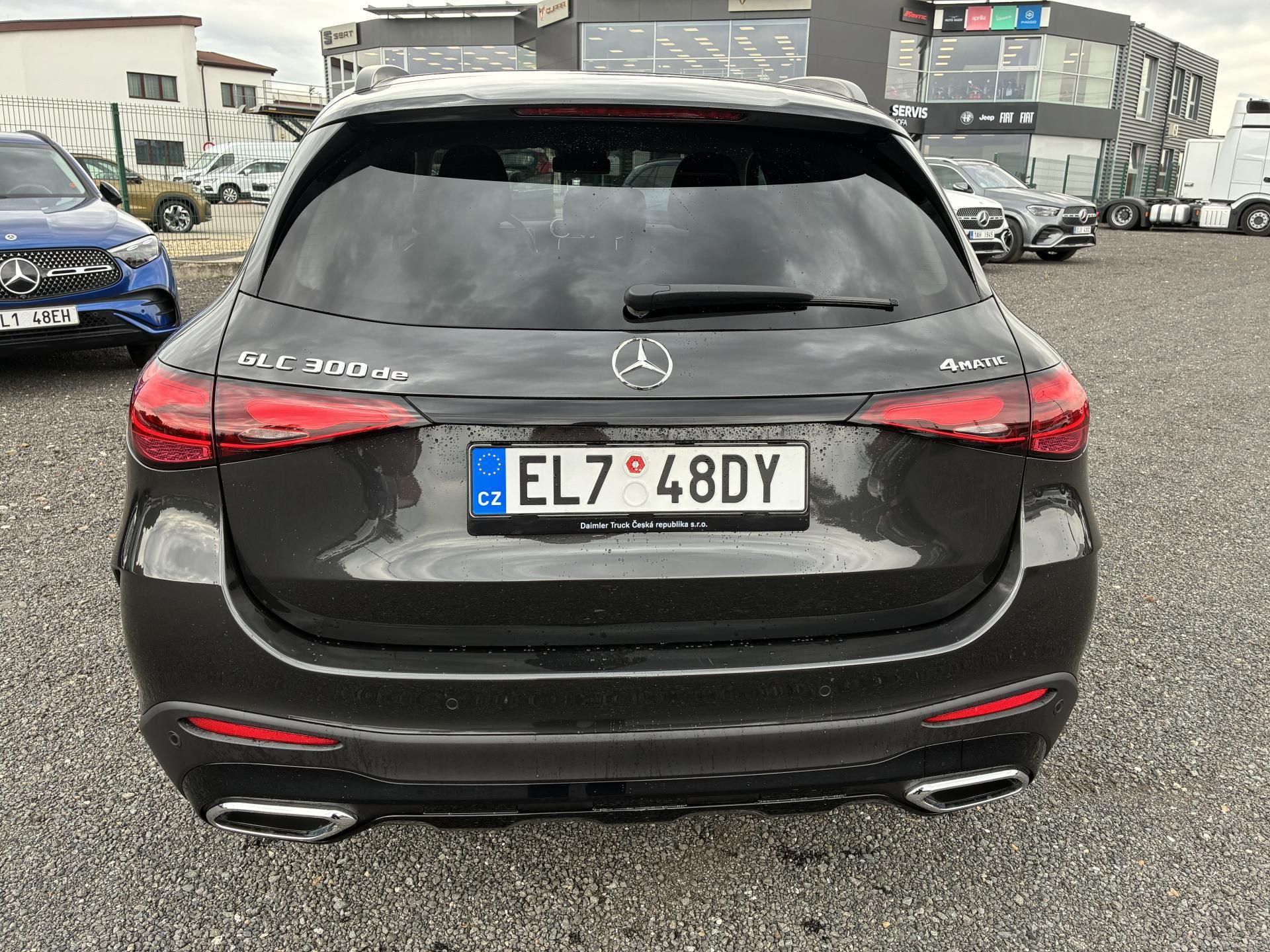 Mercedes-Benz GLC, 300de 4MATIC - fotka 4