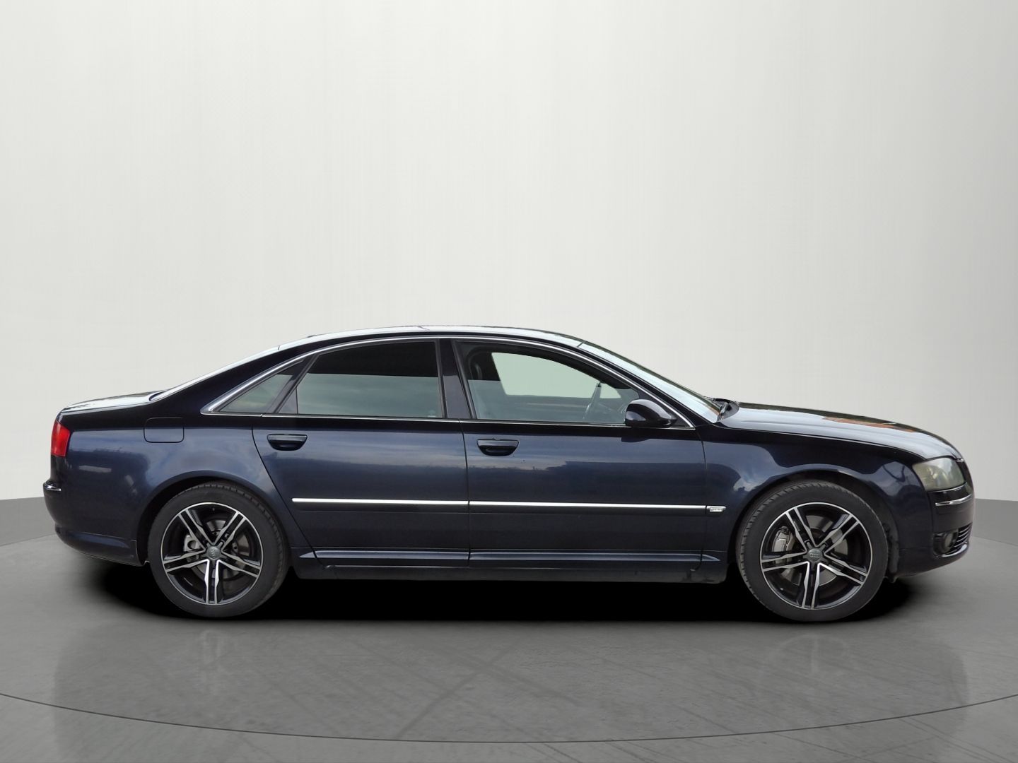 Audi A8, 4.0TDI V8 Exclusive ČR - fotka 5