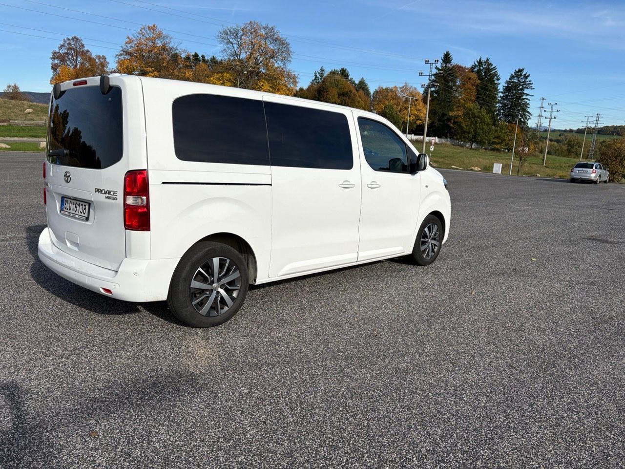 Toyota Proace, VIP 6 míst, nezávislé topení - fotka 6