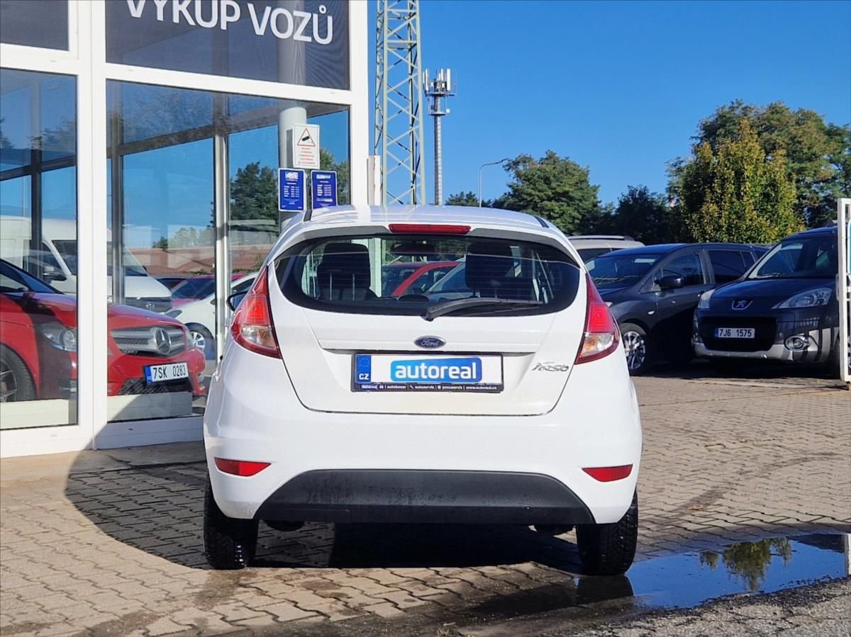 Ford Fiesta, 1,2 i 44kW MANUÁL HEZKÝNÁJEZD - fotka 4