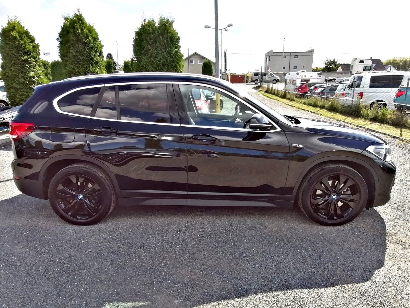 BMW X1, xDrive25e PHEV 162kW Plug in - fotka 6