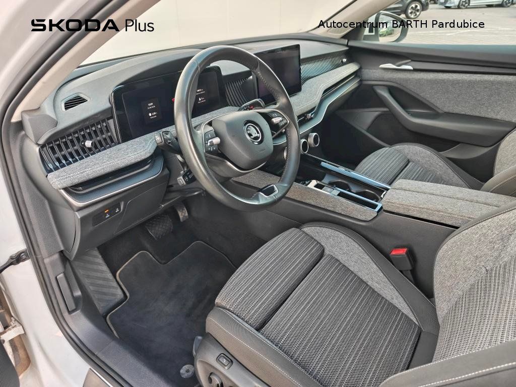 Škoda Superb, Combi Selection / 2,0 TDI / 11 - fotka 5