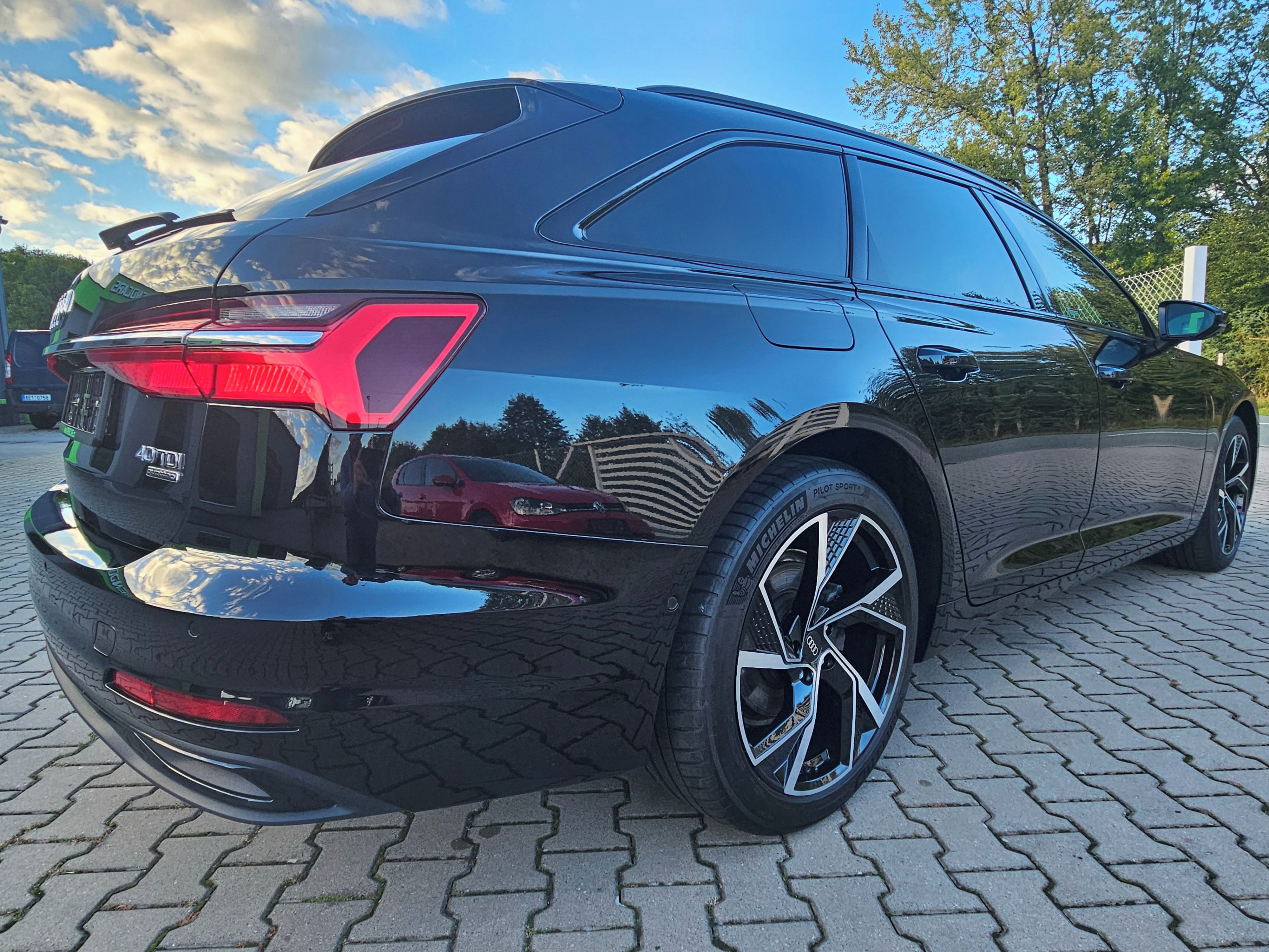 Audi A6 Avant, 40 TDI 150 kW 4x4 360° Kůže - fotka 5